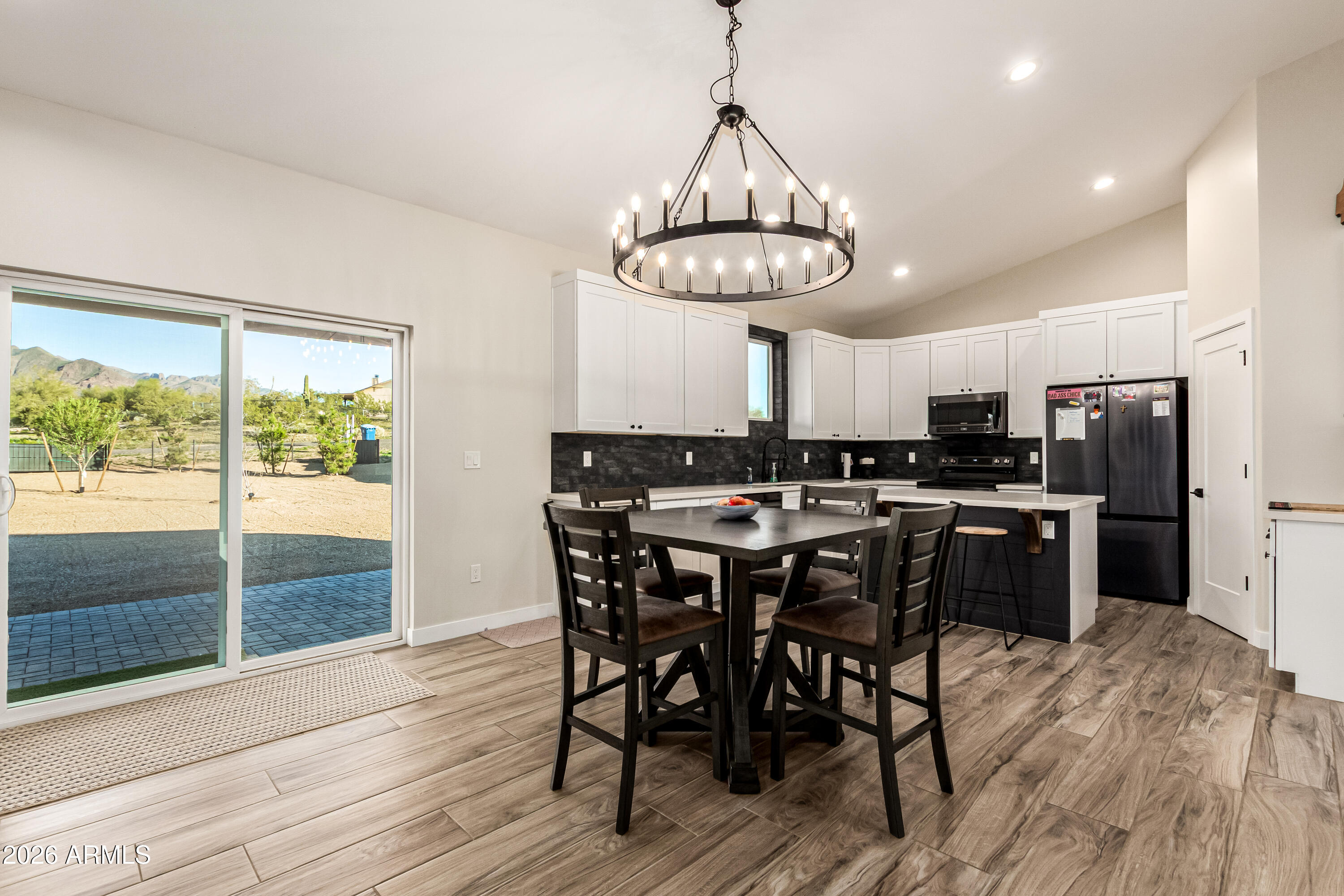990 N Muleshoe Road