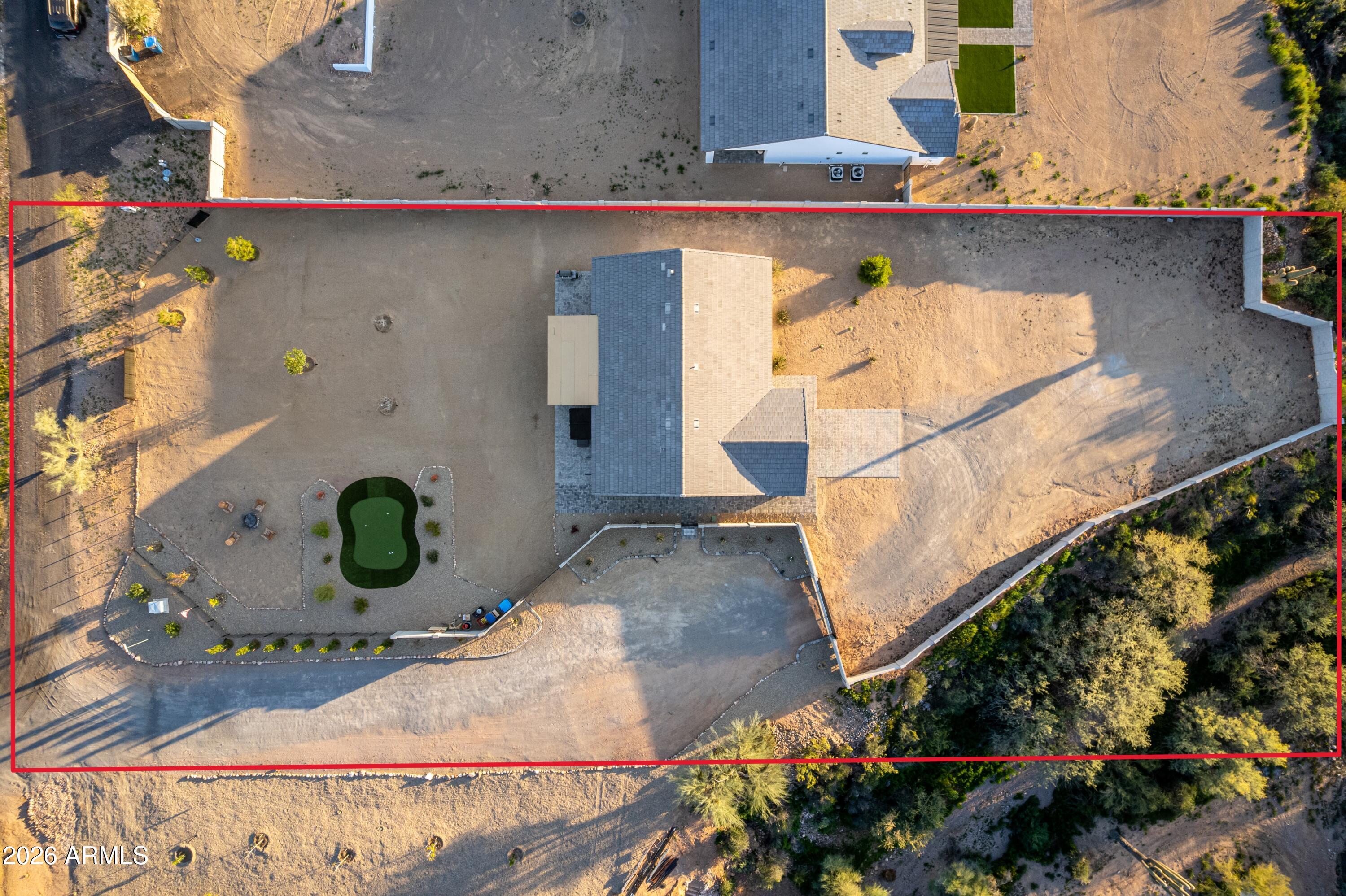 990 N Muleshoe Road