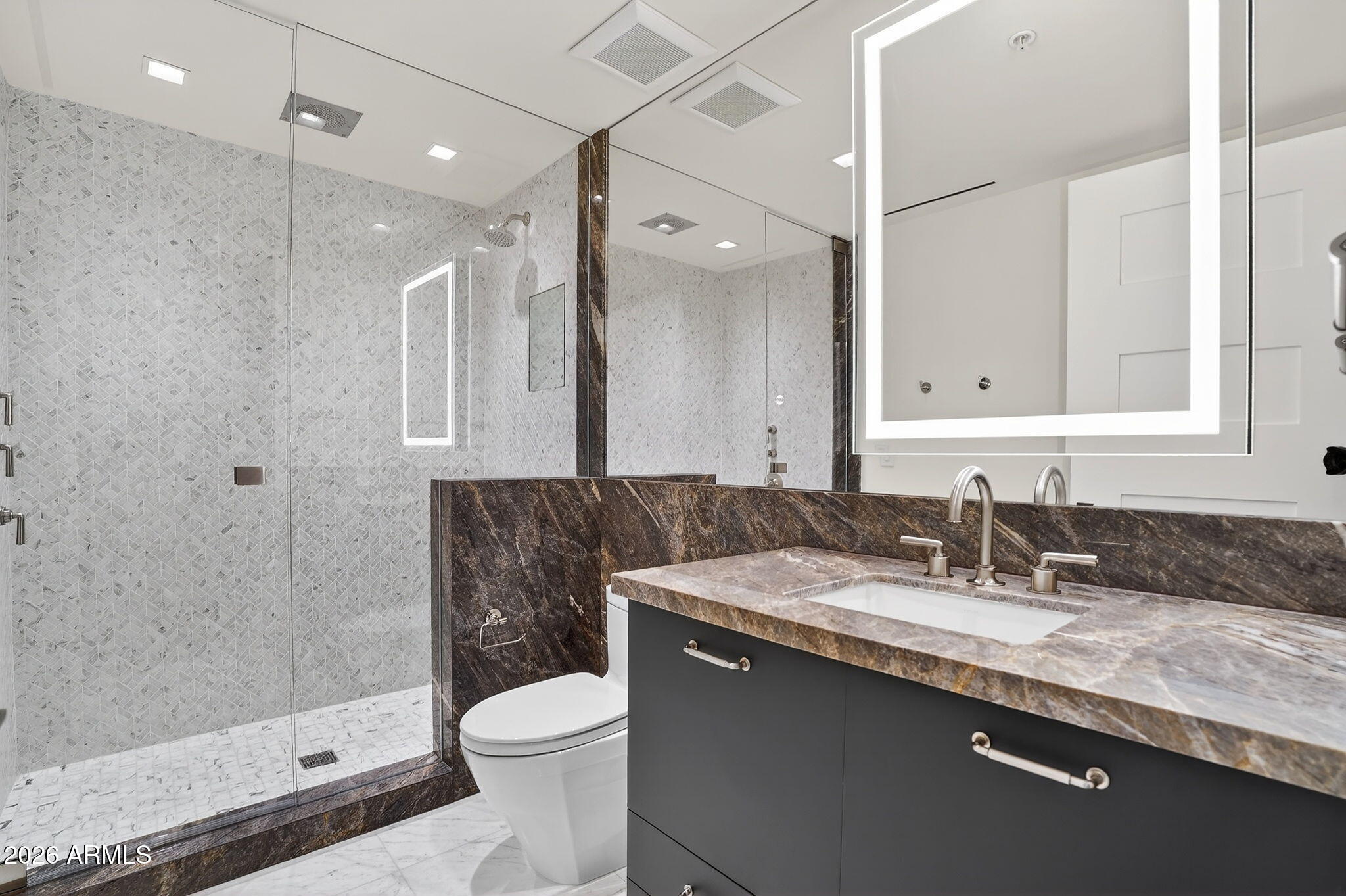 6587 N PALMERAIE Boulevard 1008