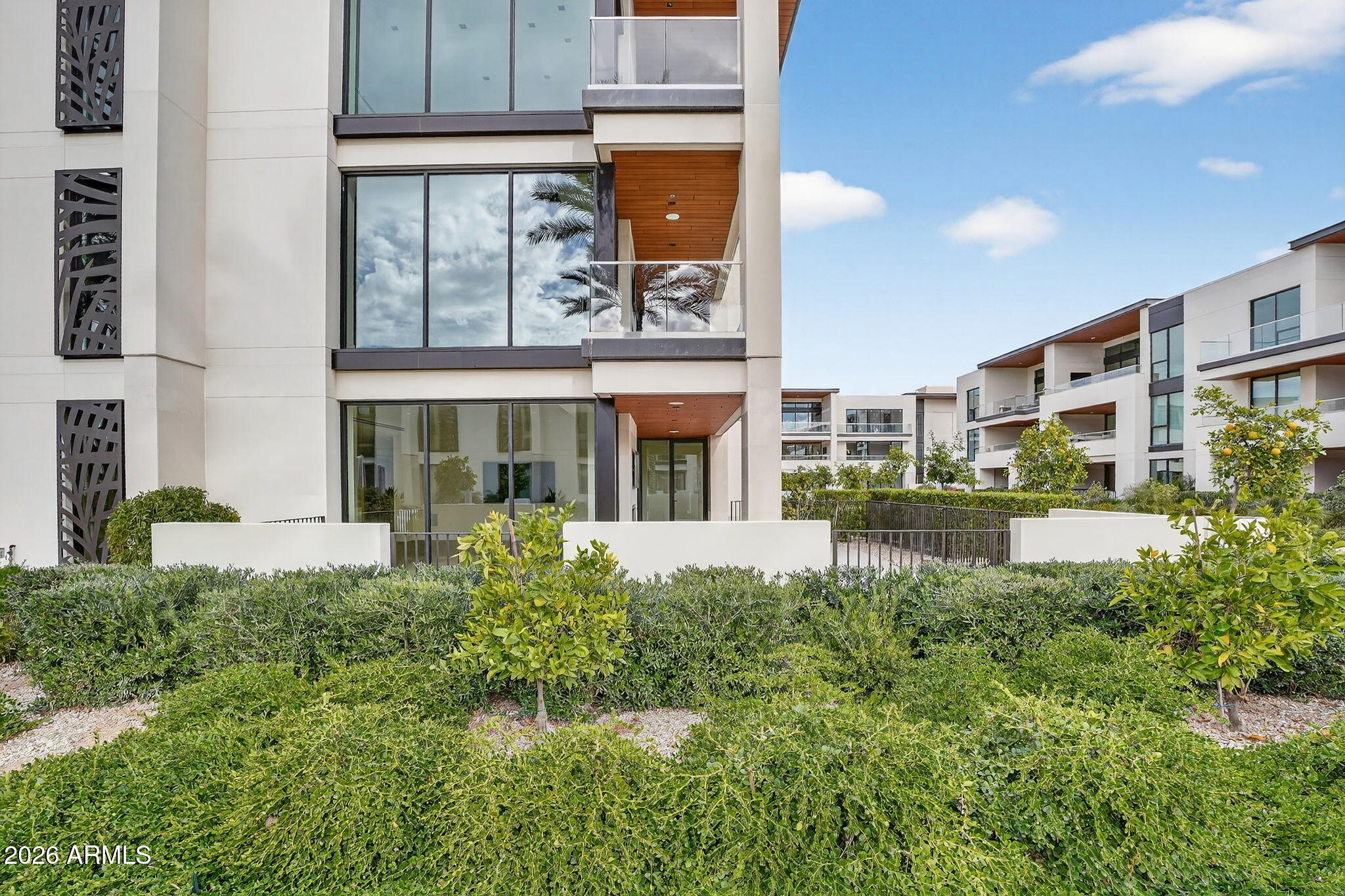 6587 N PALMERAIE Boulevard 1008