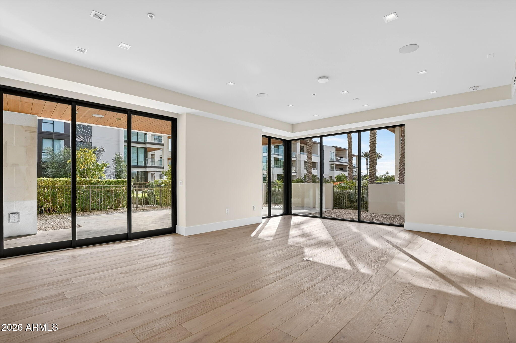 6587 N PALMERAIE Boulevard 1008