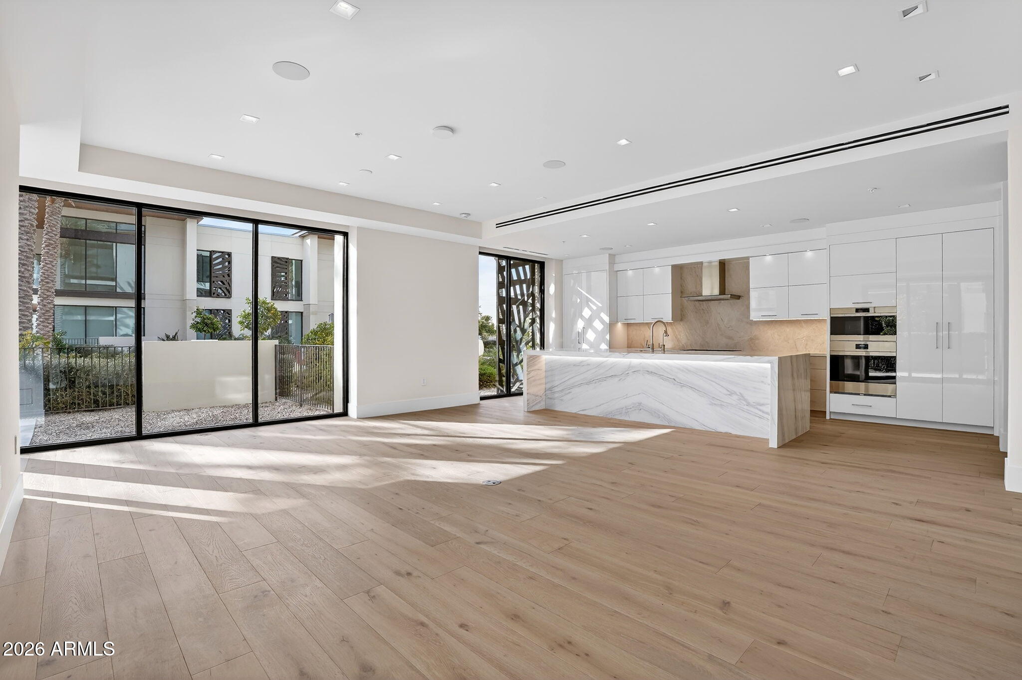 6587 N PALMERAIE Boulevard 1008