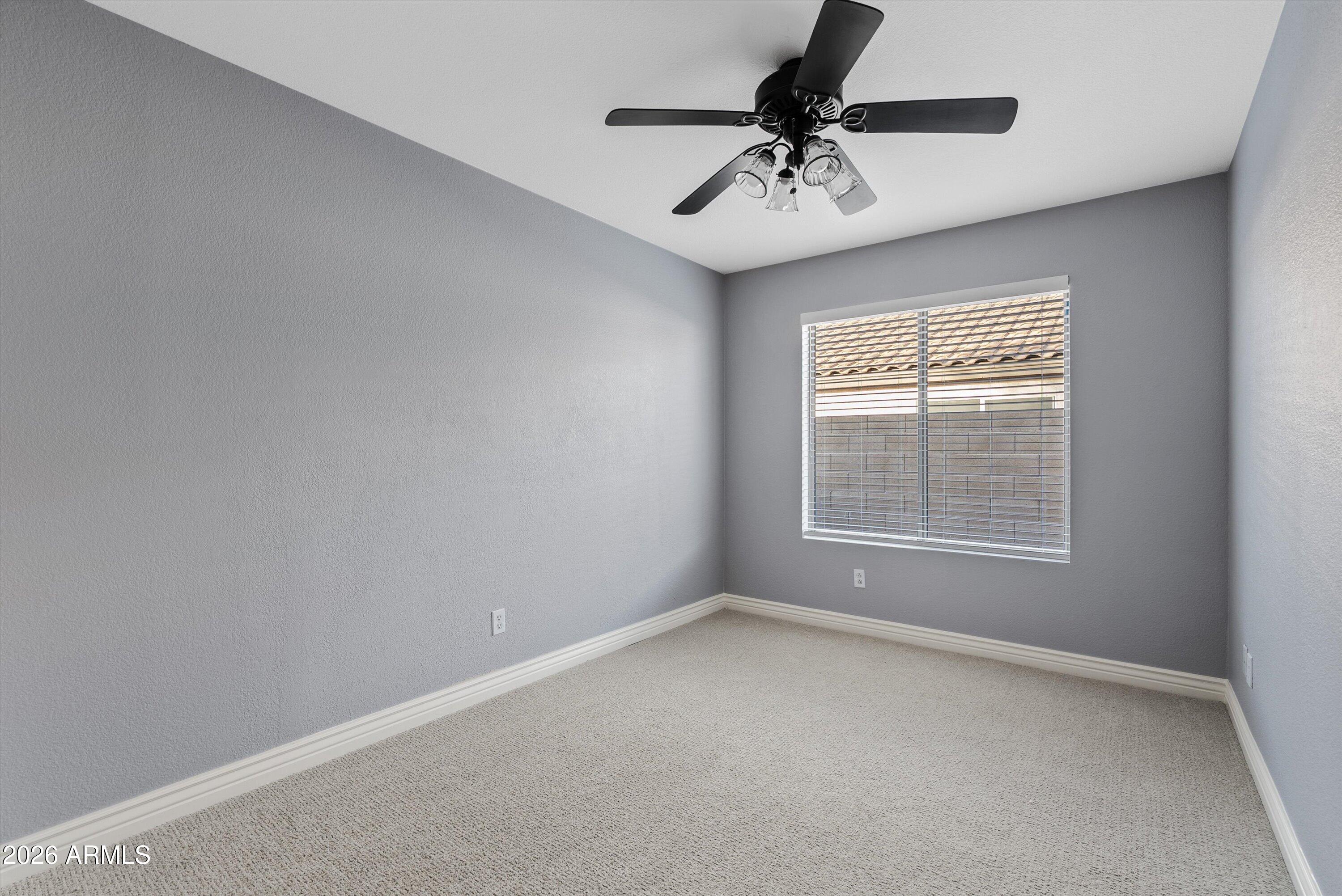 870 W PAGE Avenue