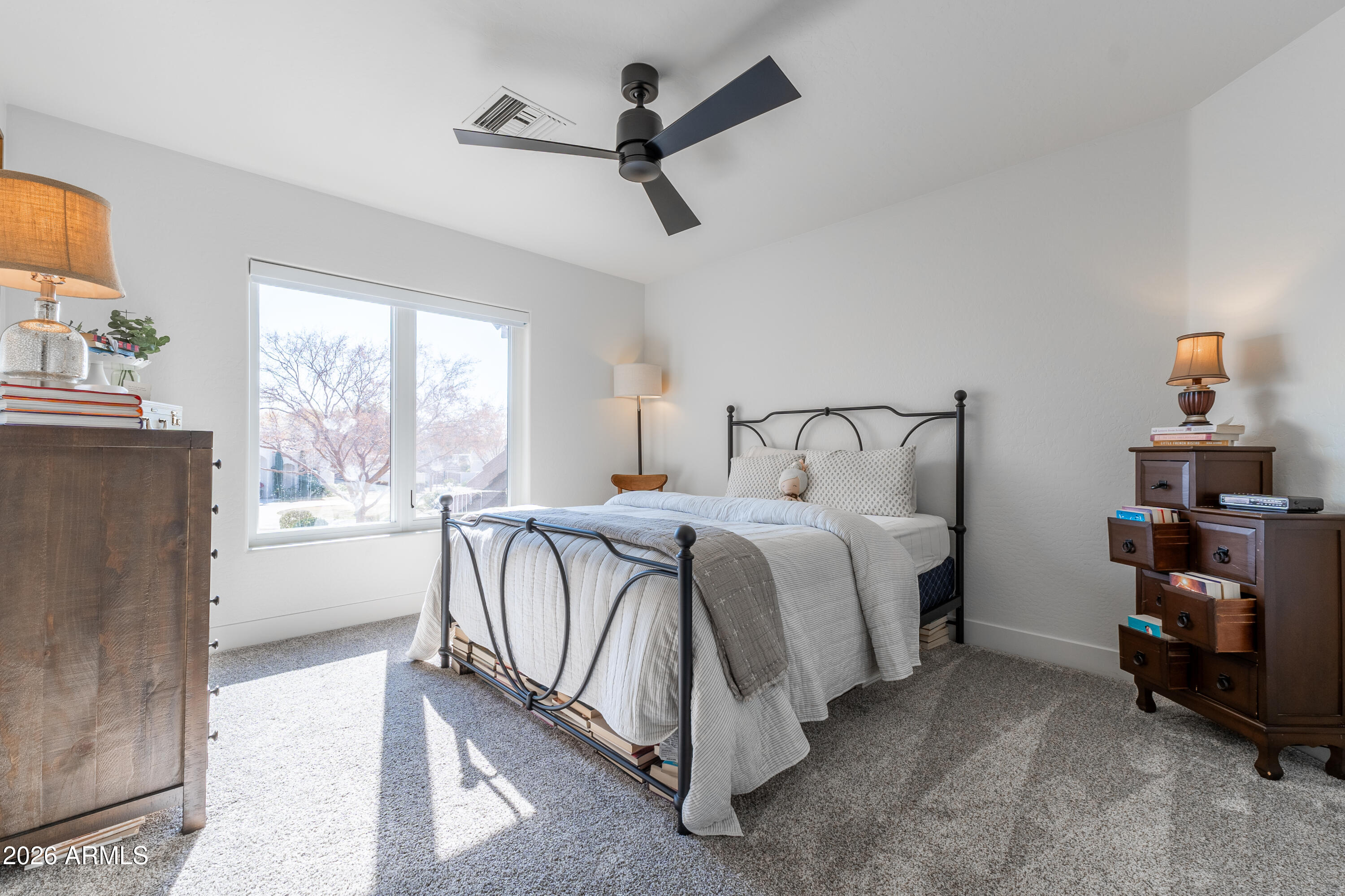 2784 E VIA DE PALMAS