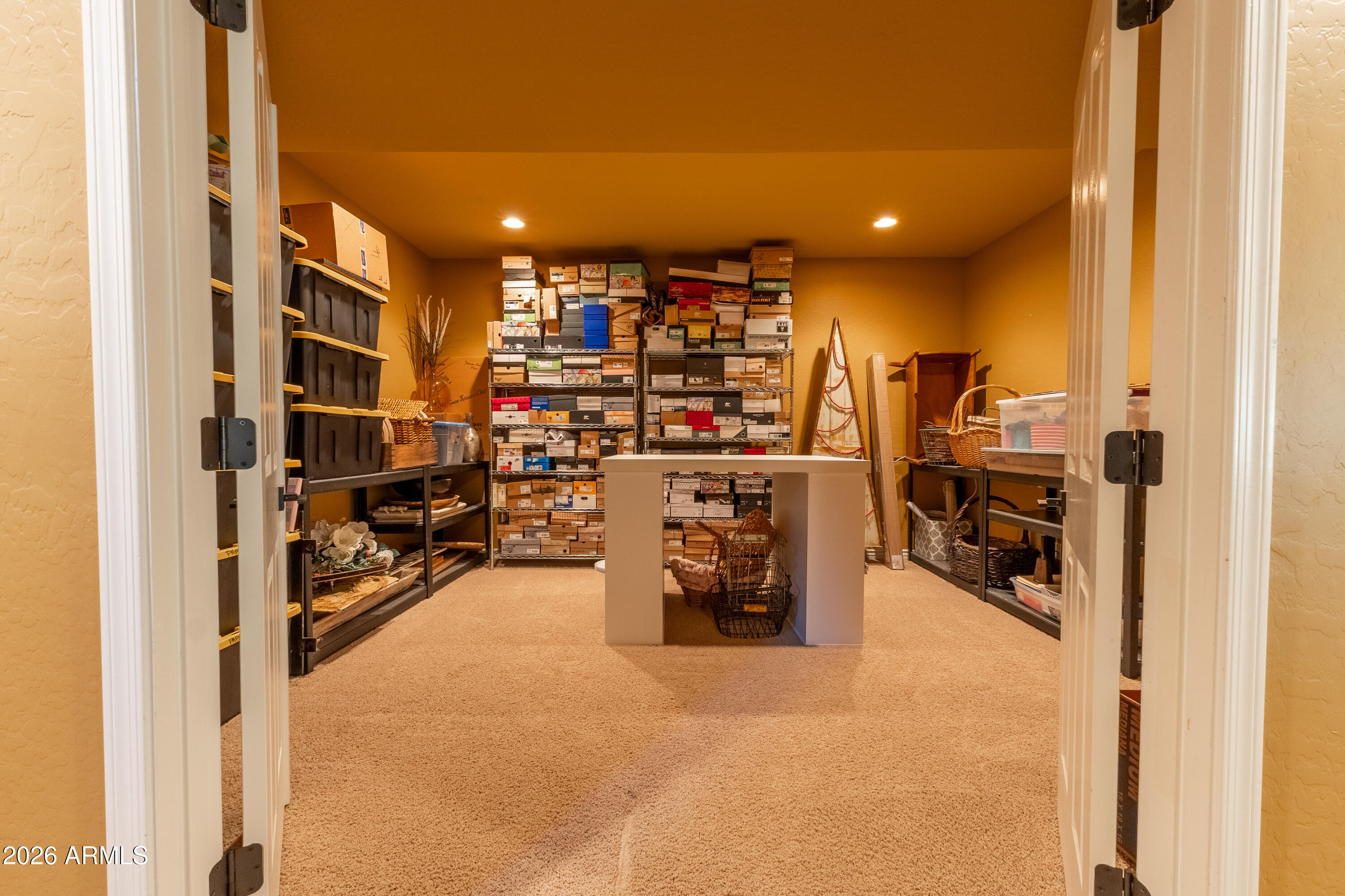 2784 E VIA DE PALMAS