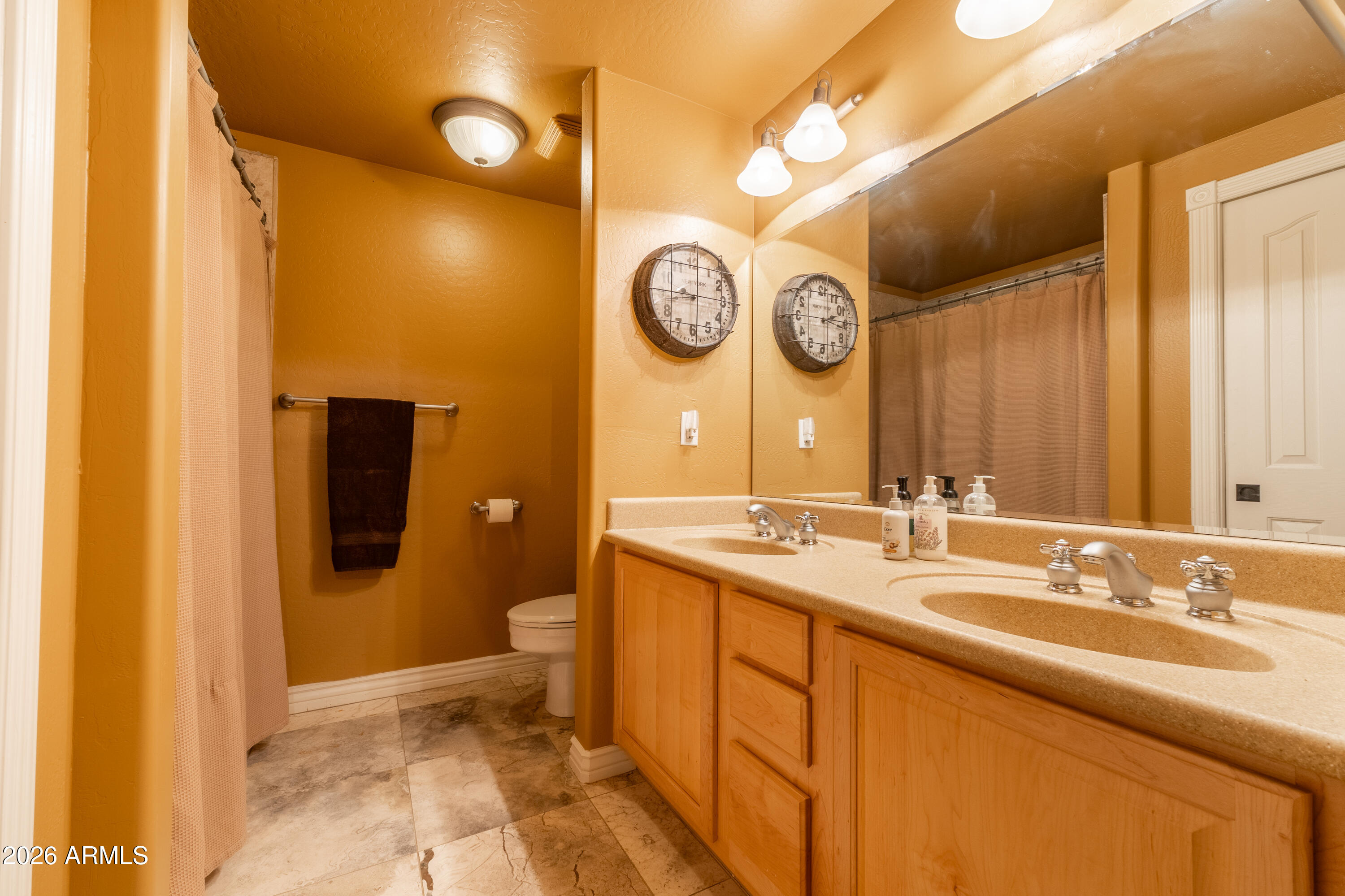 2784 E VIA DE PALMAS