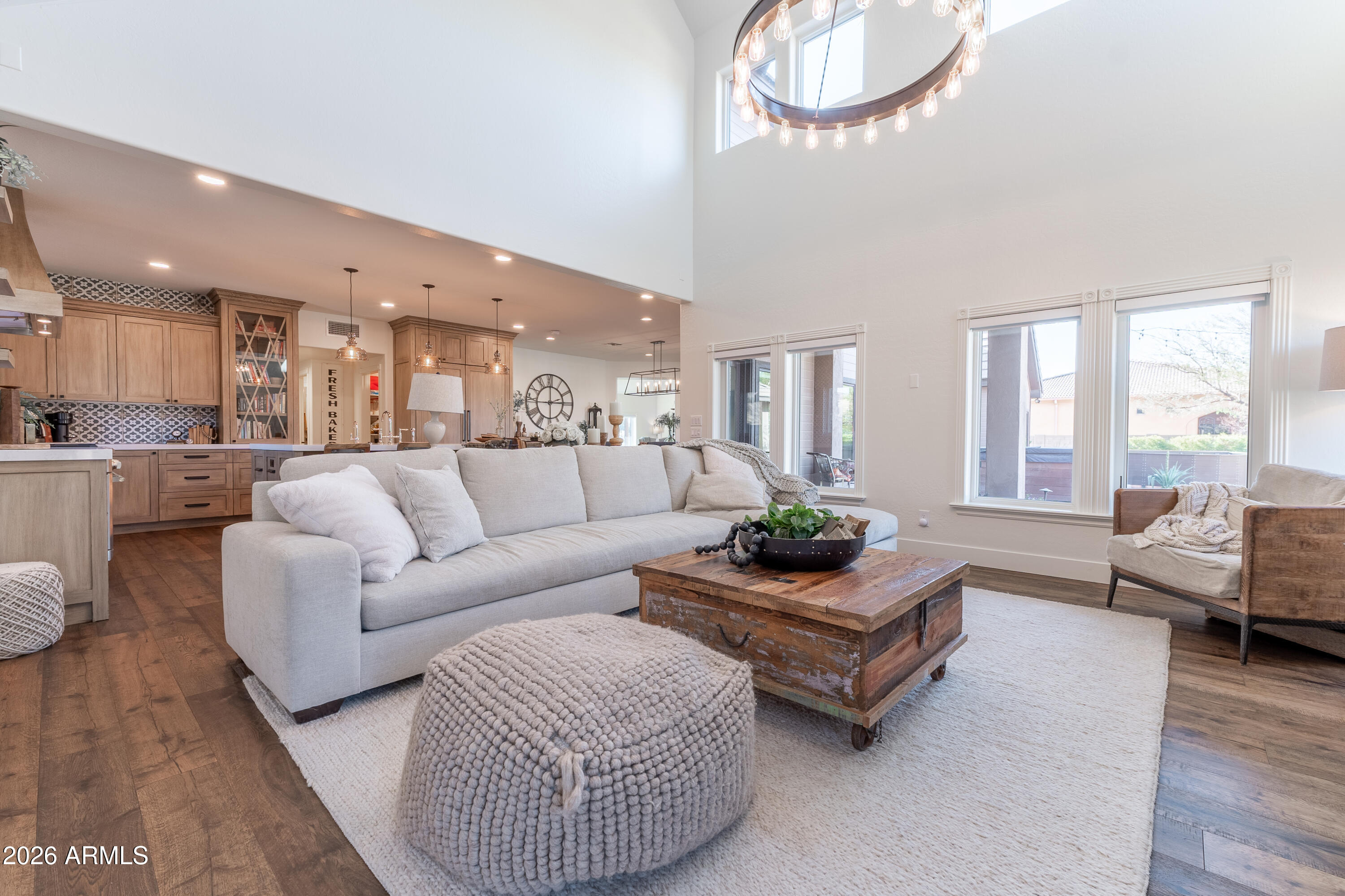 2784 E VIA DE PALMAS