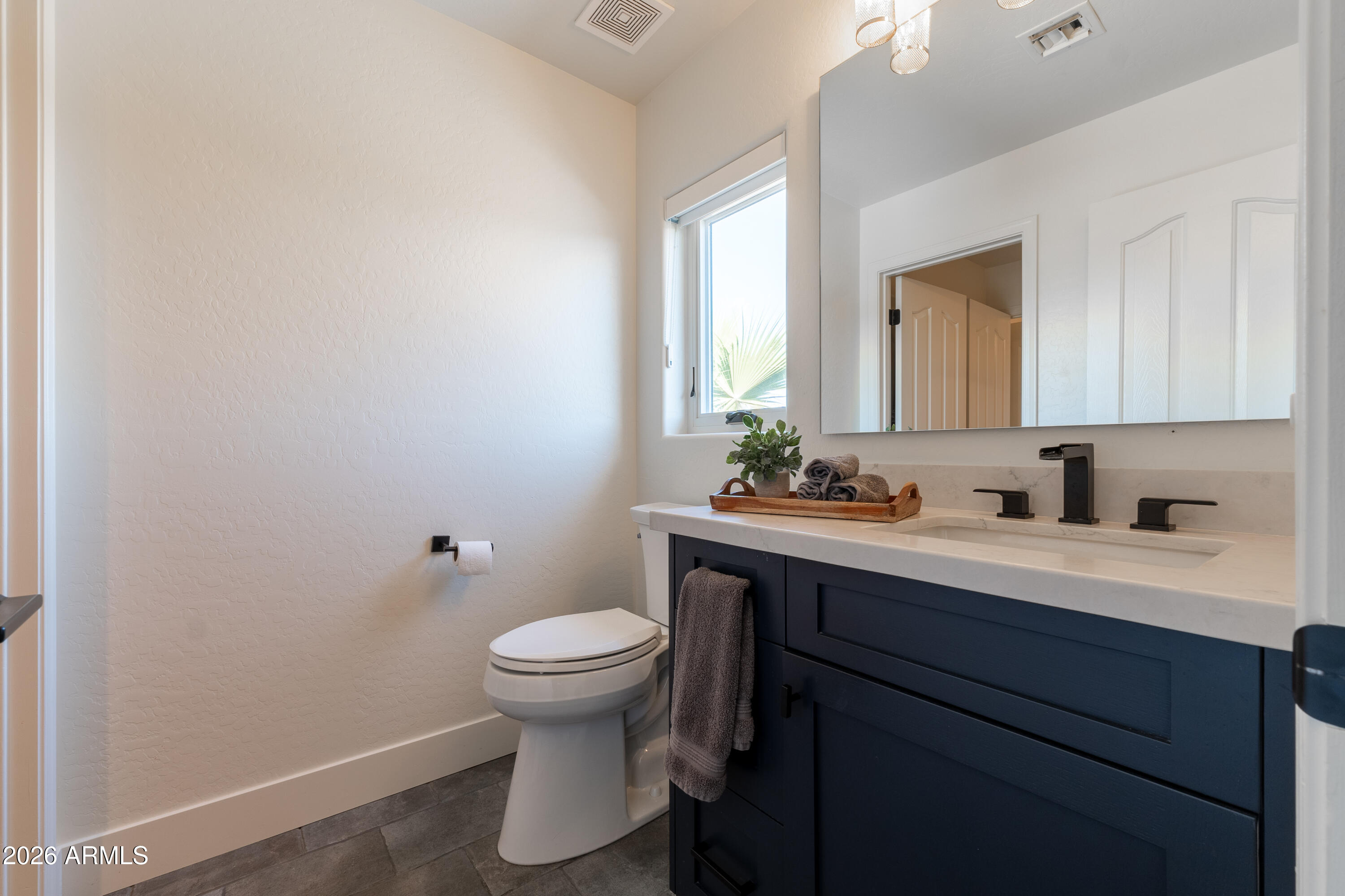 2784 E VIA DE PALMAS