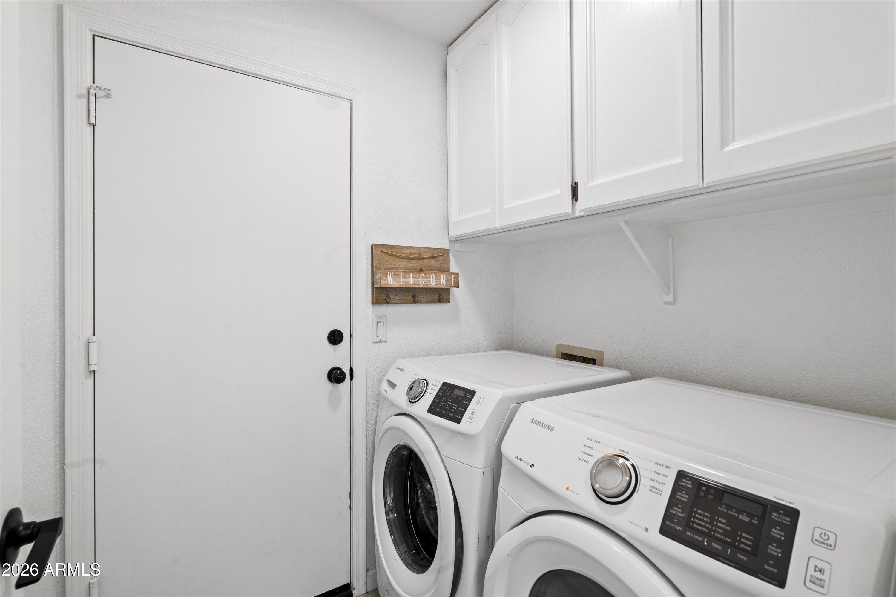 1320 W KINGBIRD Drive