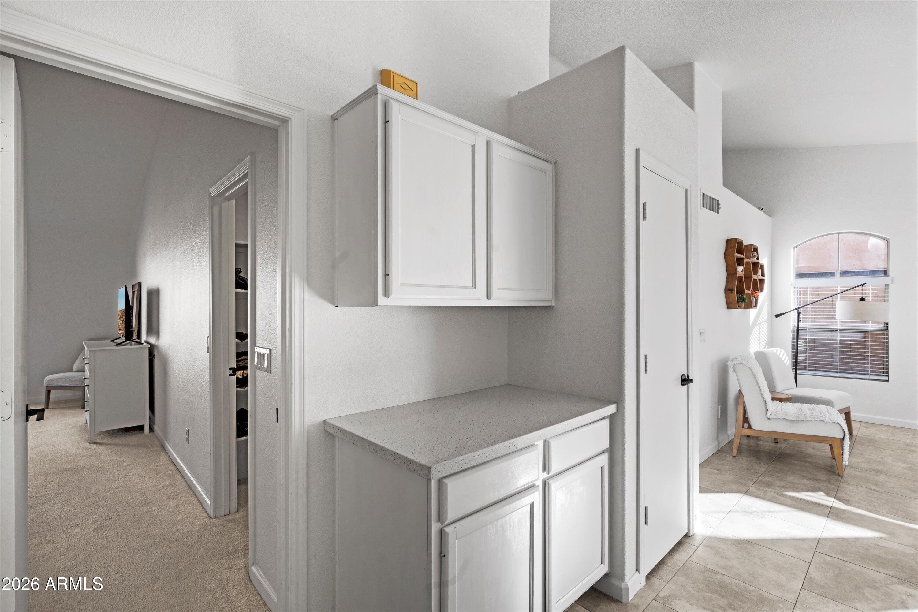 1320 W KINGBIRD Drive