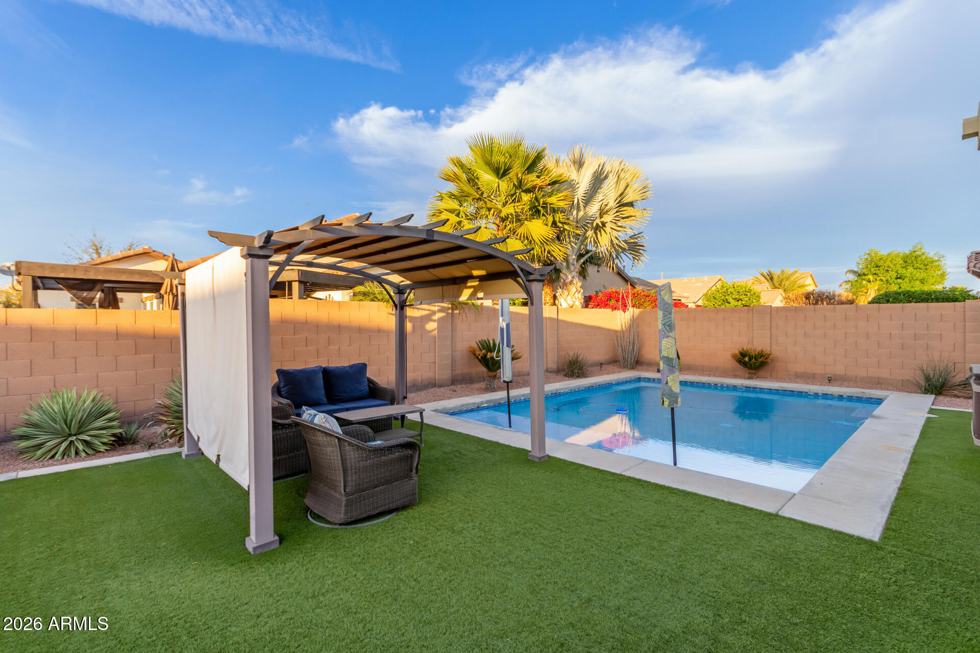 866 E La Costa Place