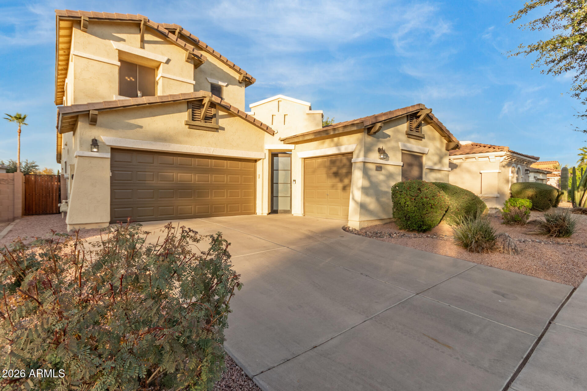 866 E La Costa Place
