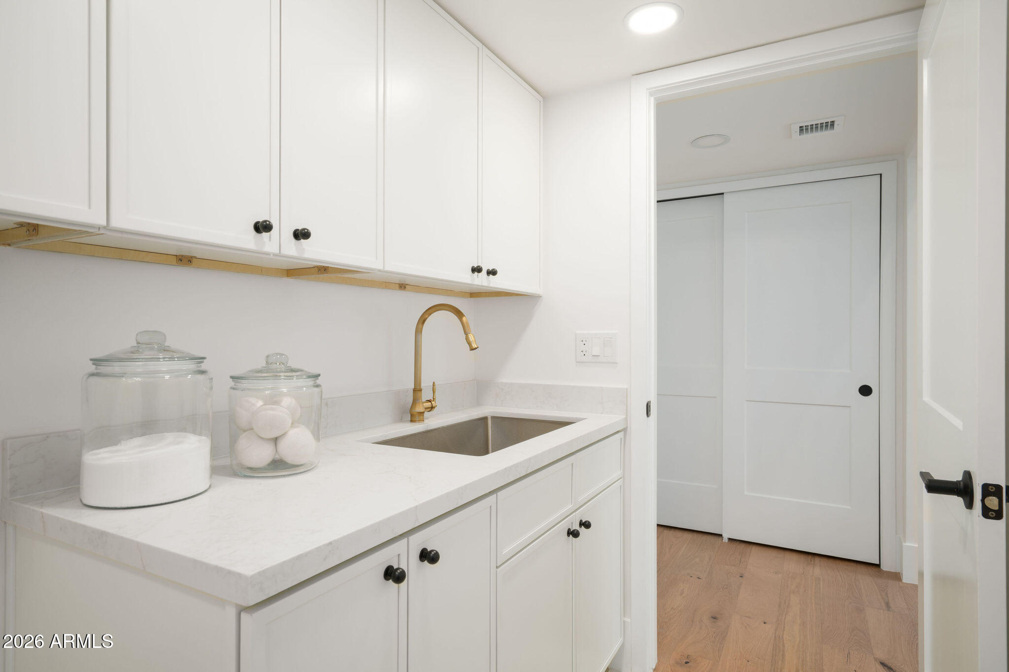 6009 E MONTE CRISTO Avenue