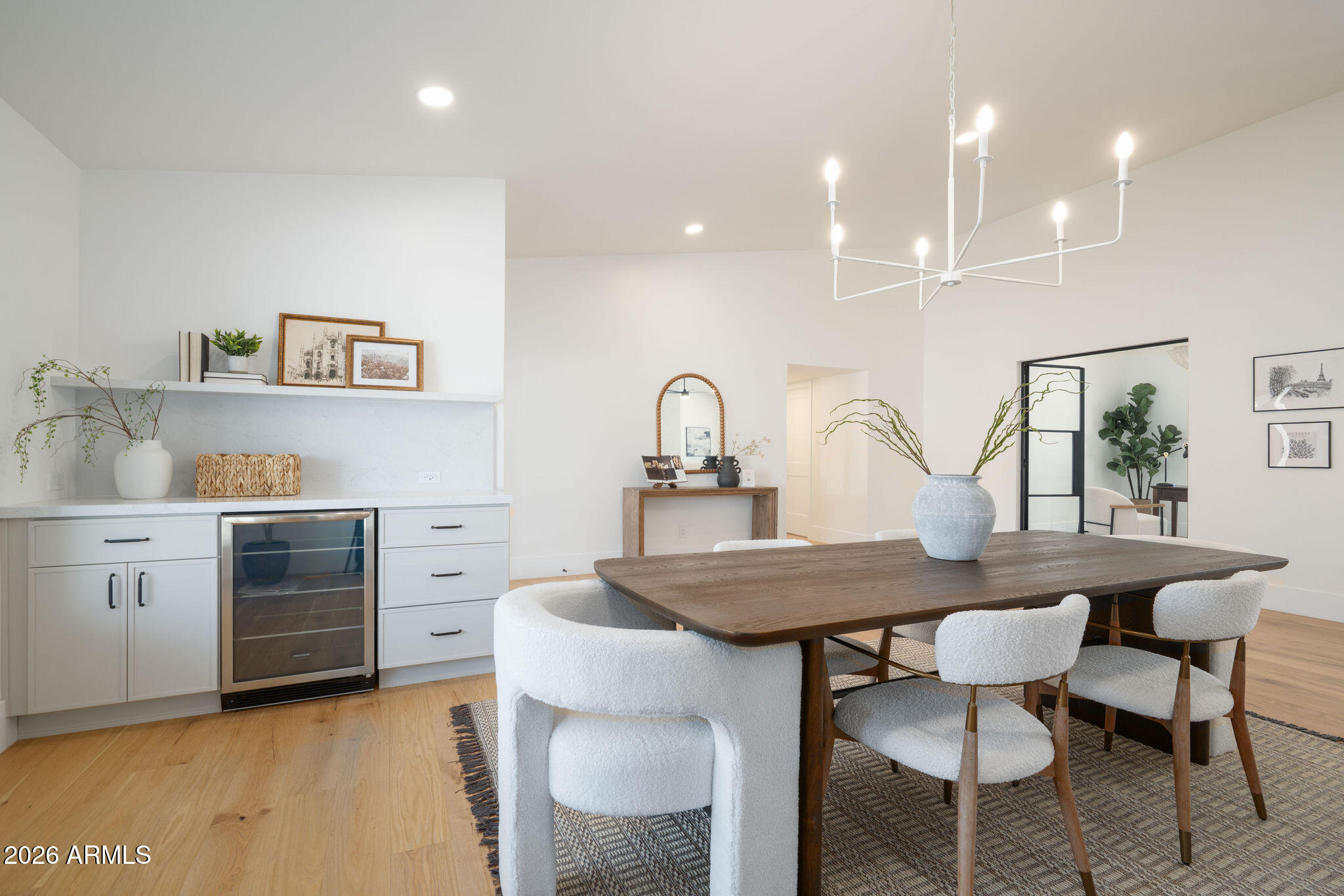 6009 E MONTE CRISTO Avenue