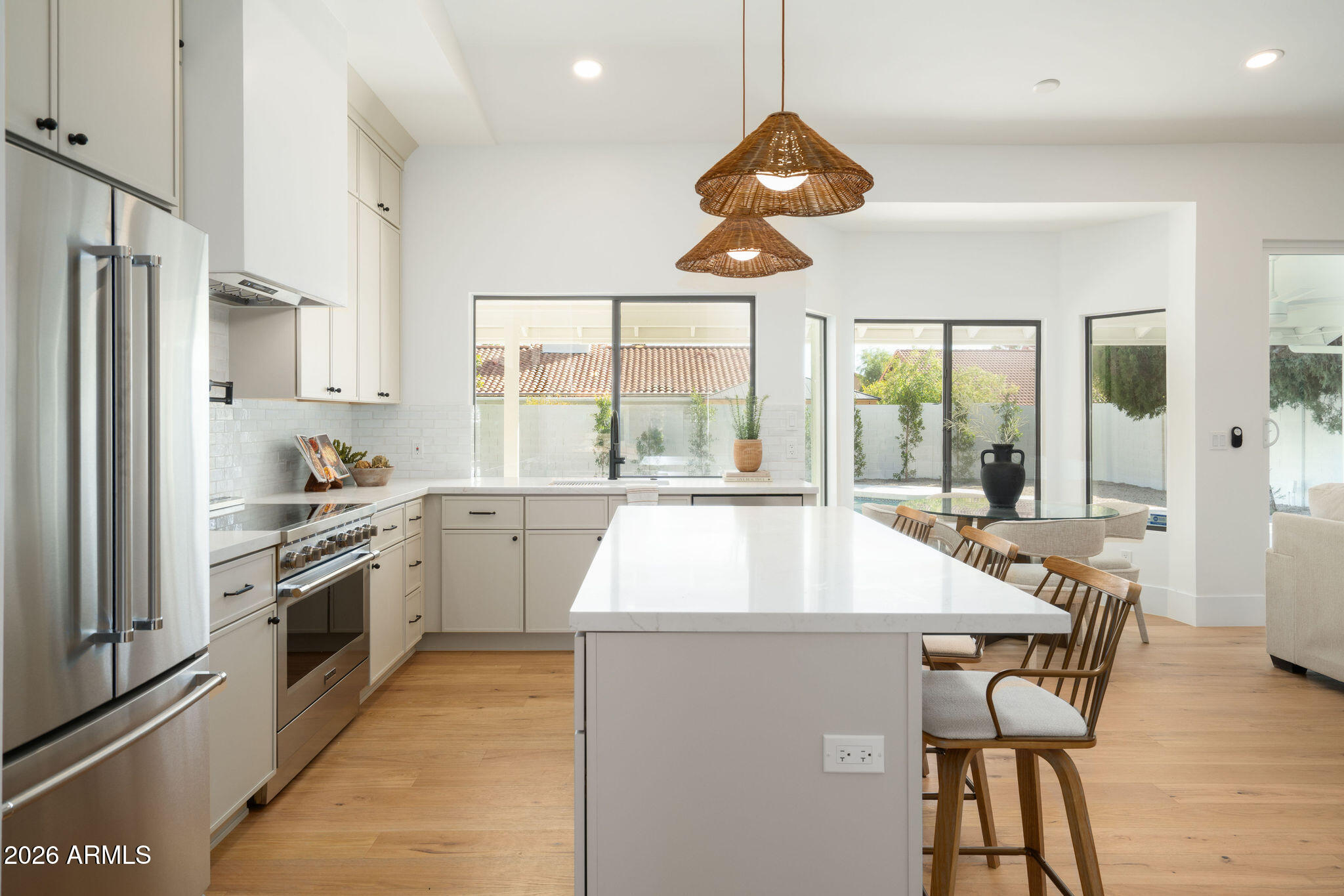 6009 E MONTE CRISTO Avenue