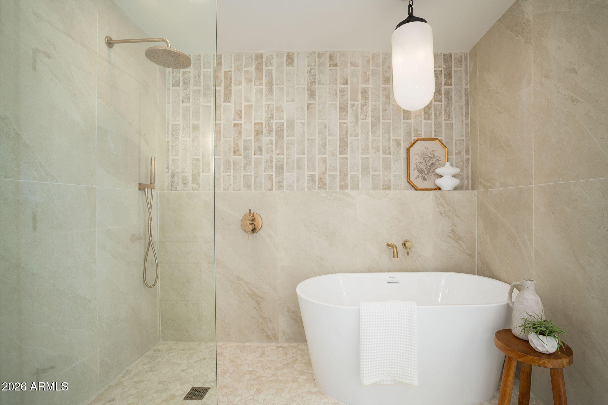 6009 E MONTE CRISTO Avenue