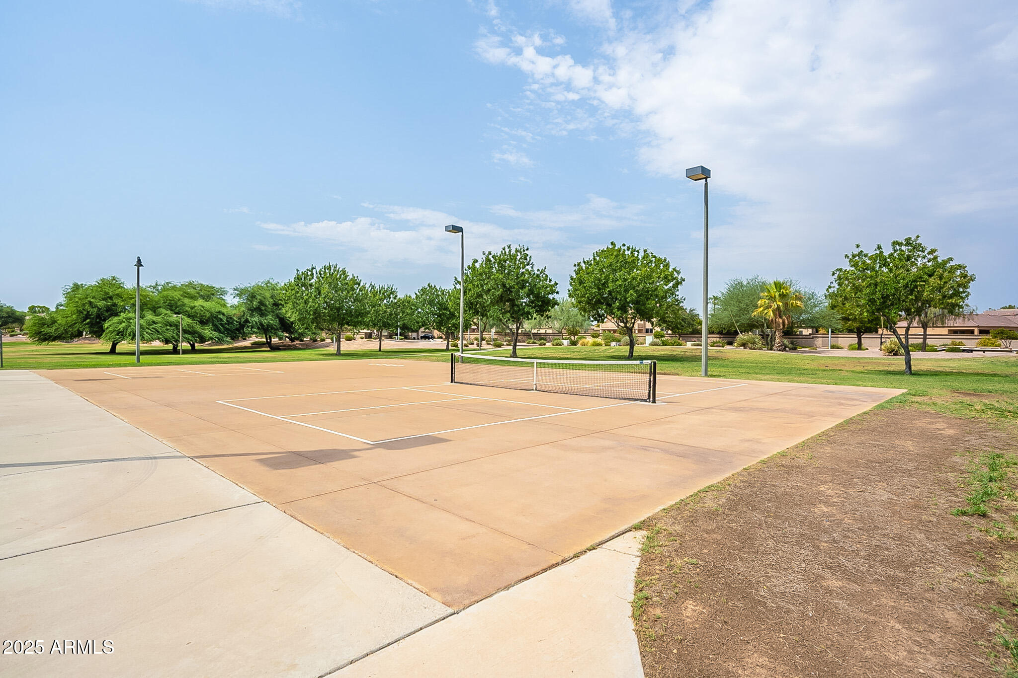 2041 E PALM BEACH Drive