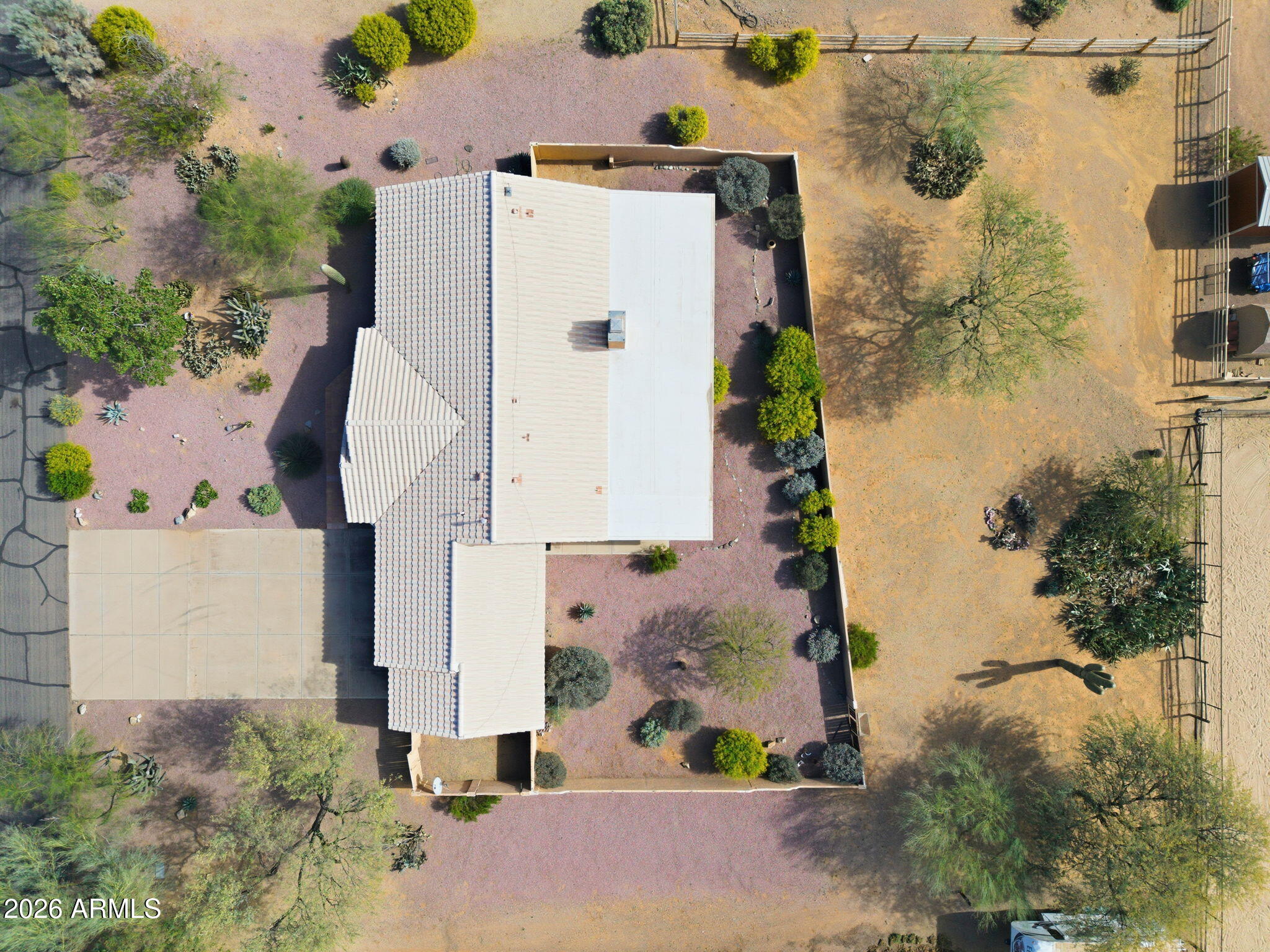 125 E BLUE EAGLE Lane