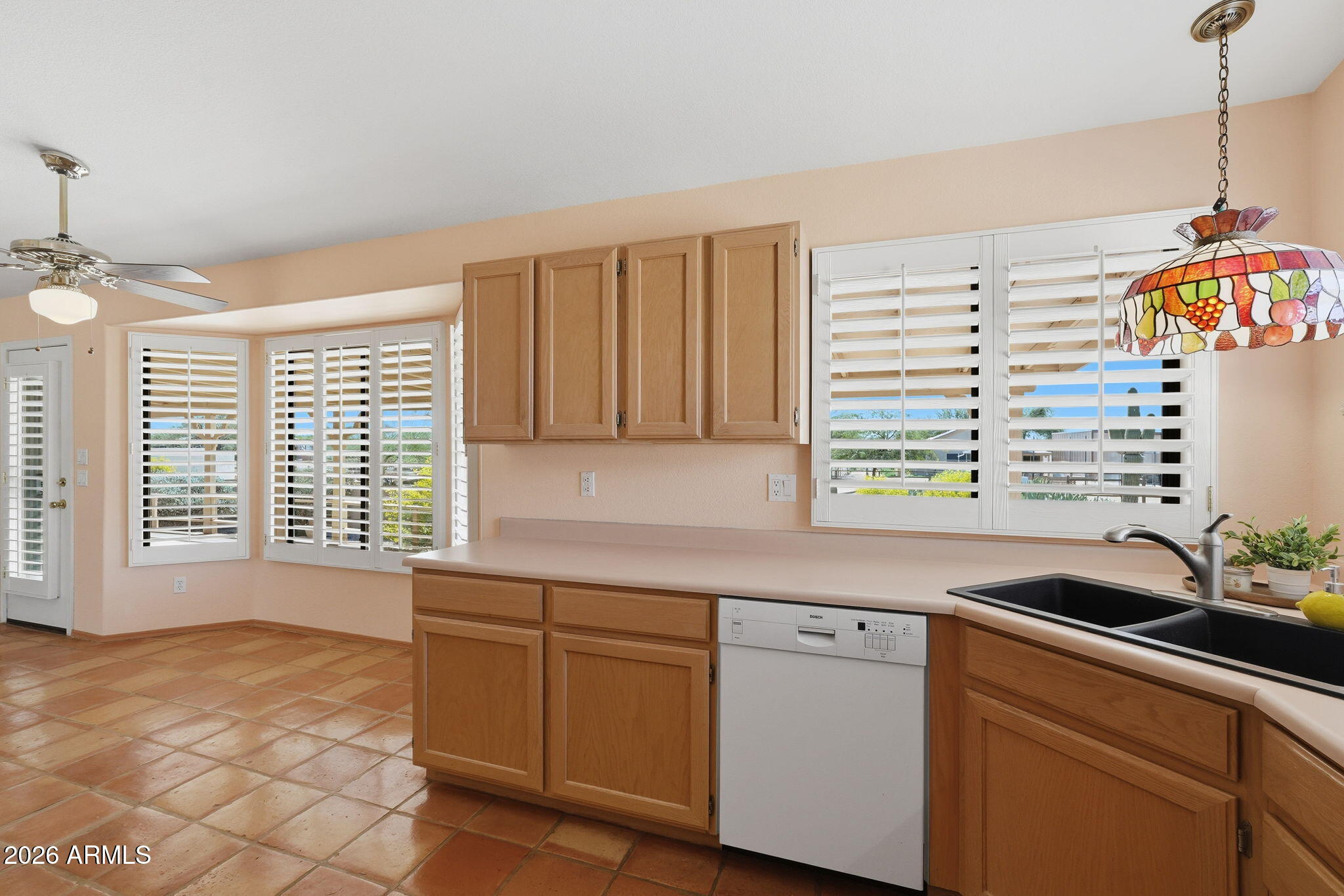 125 E BLUE EAGLE Lane