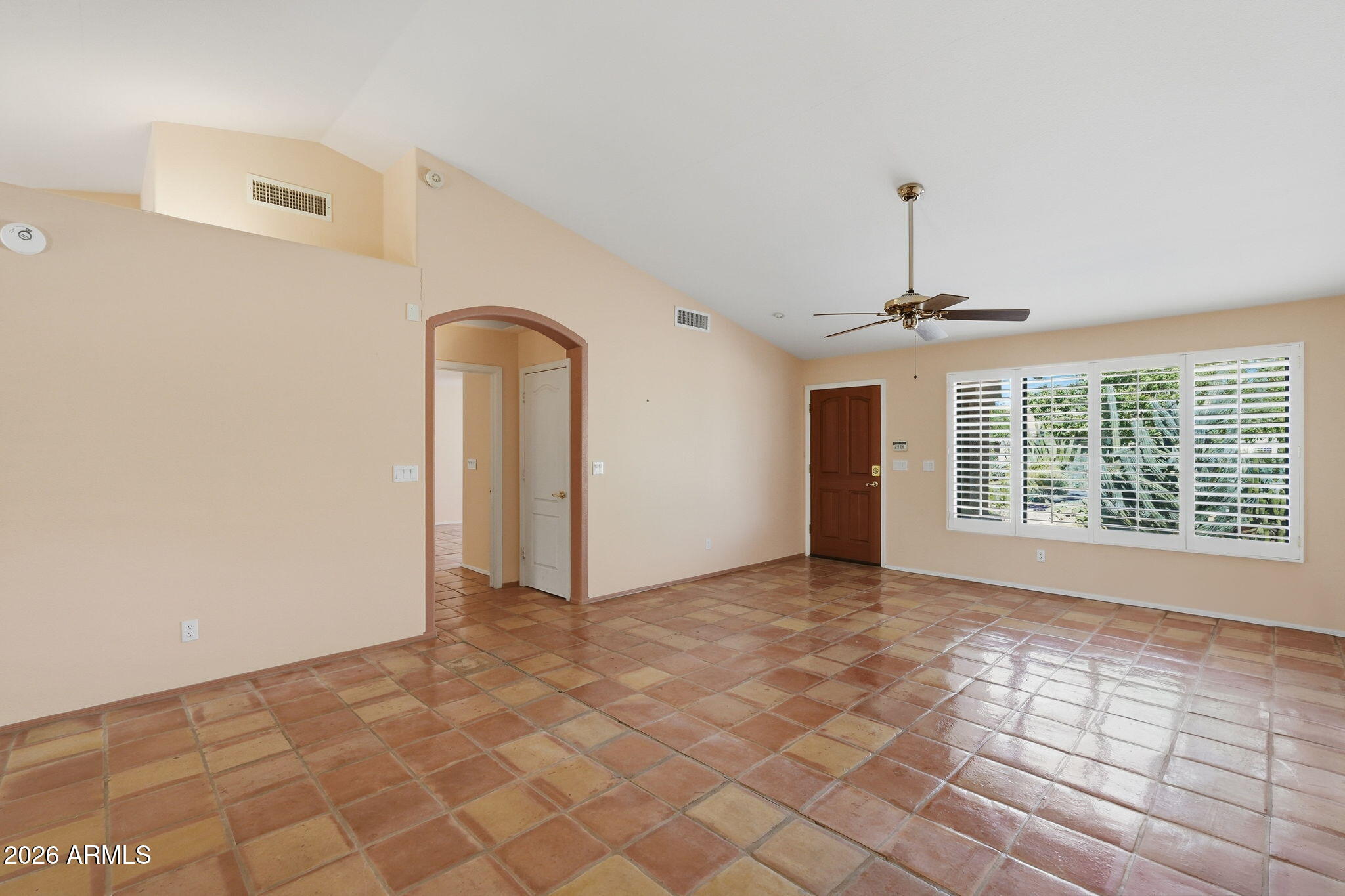 125 E BLUE EAGLE Lane