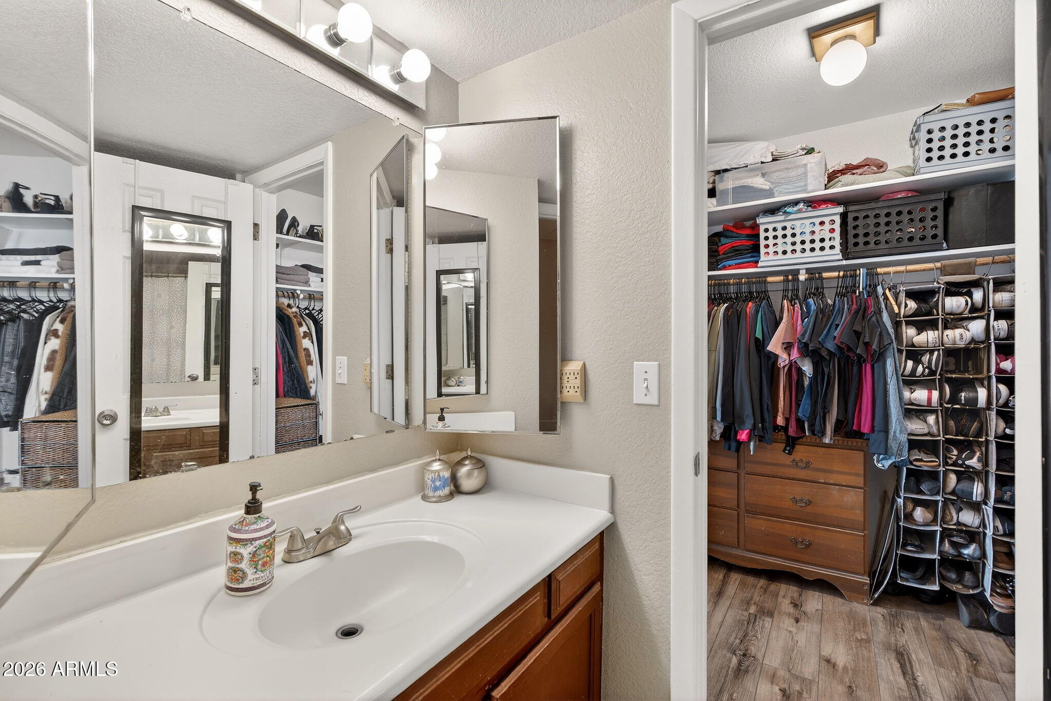 2040 S LONGMORE Street 75