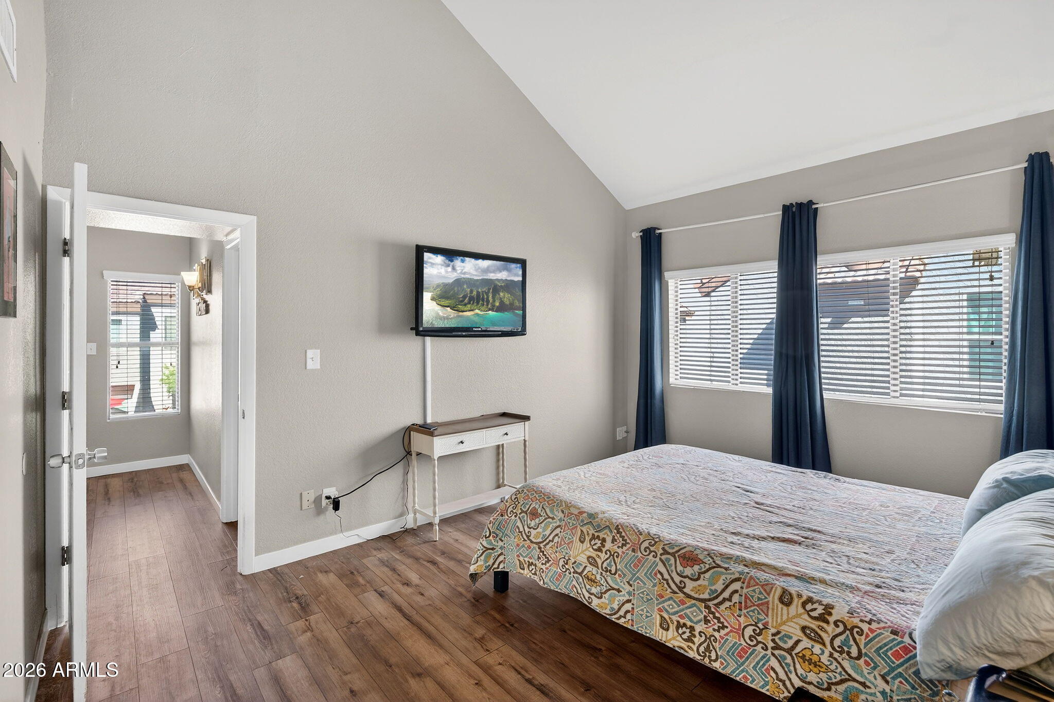 2040 S LONGMORE Street 75