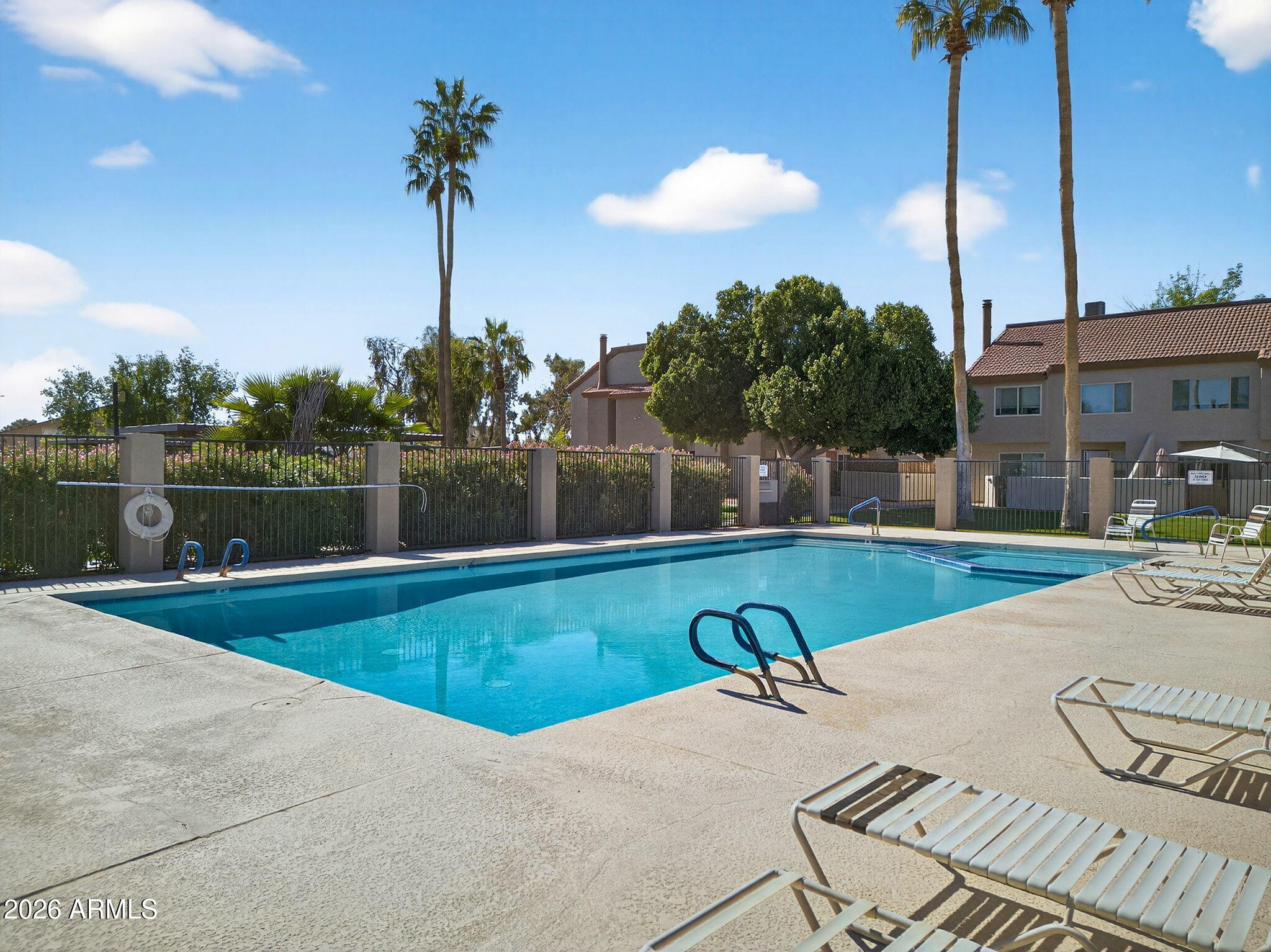 2040 S LONGMORE Street 75