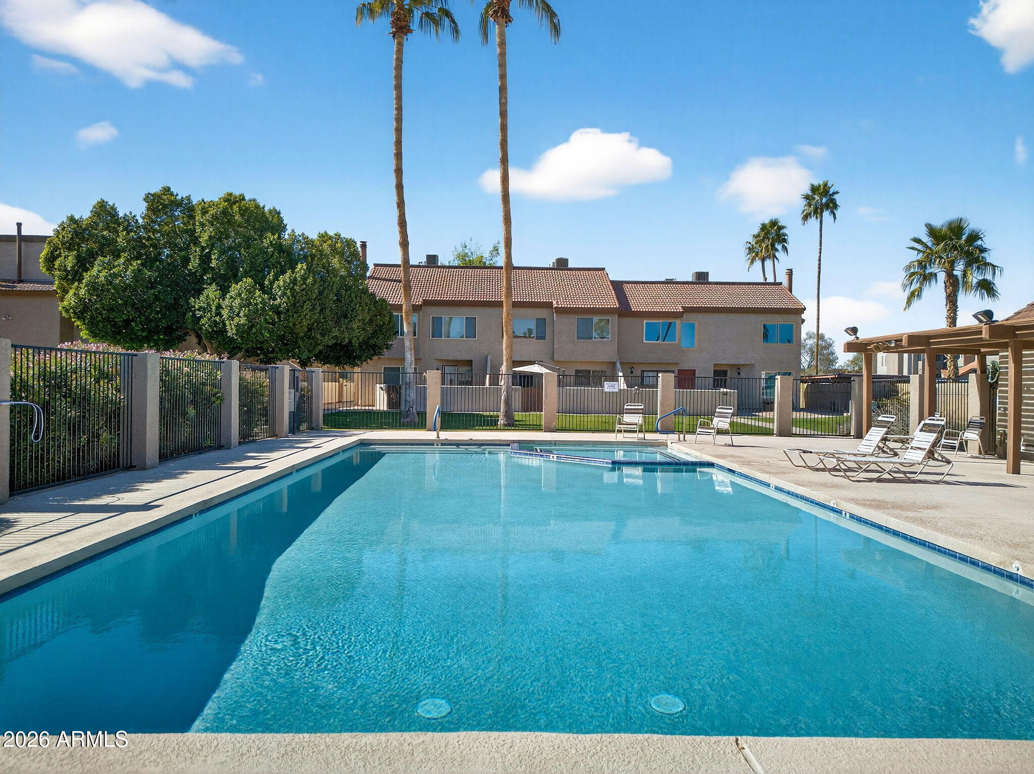 2040 S LONGMORE Street 75