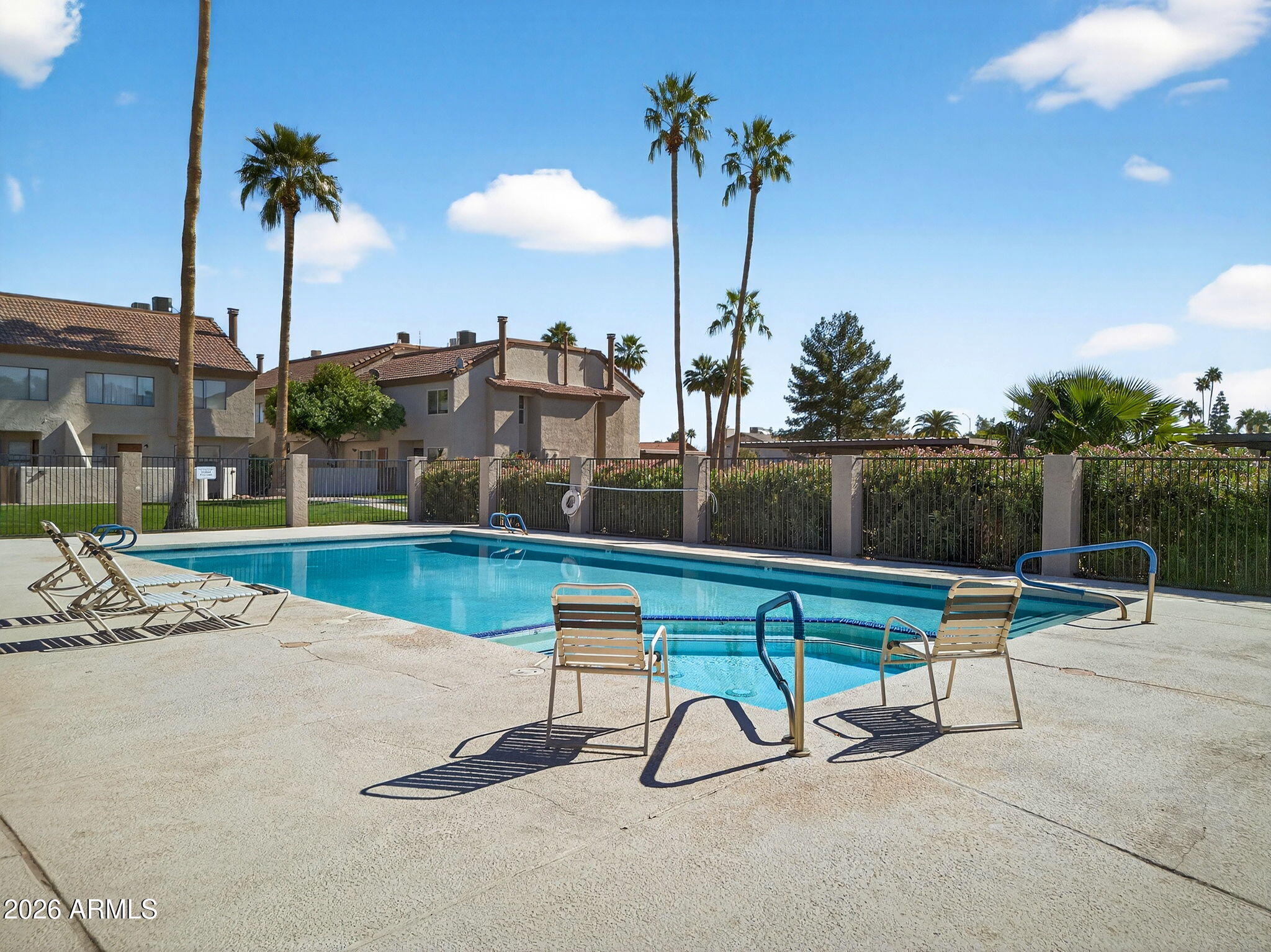 2040 S LONGMORE Street 75