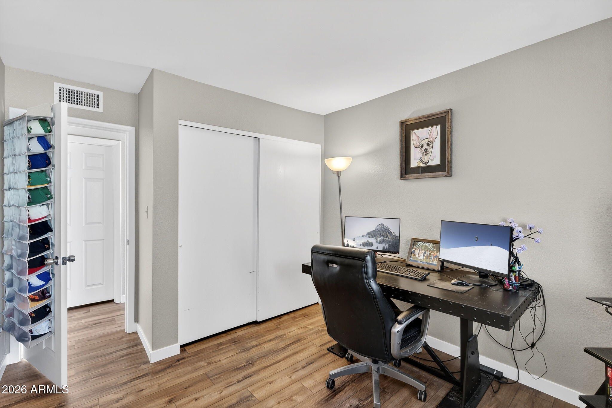 2040 S LONGMORE Street 75