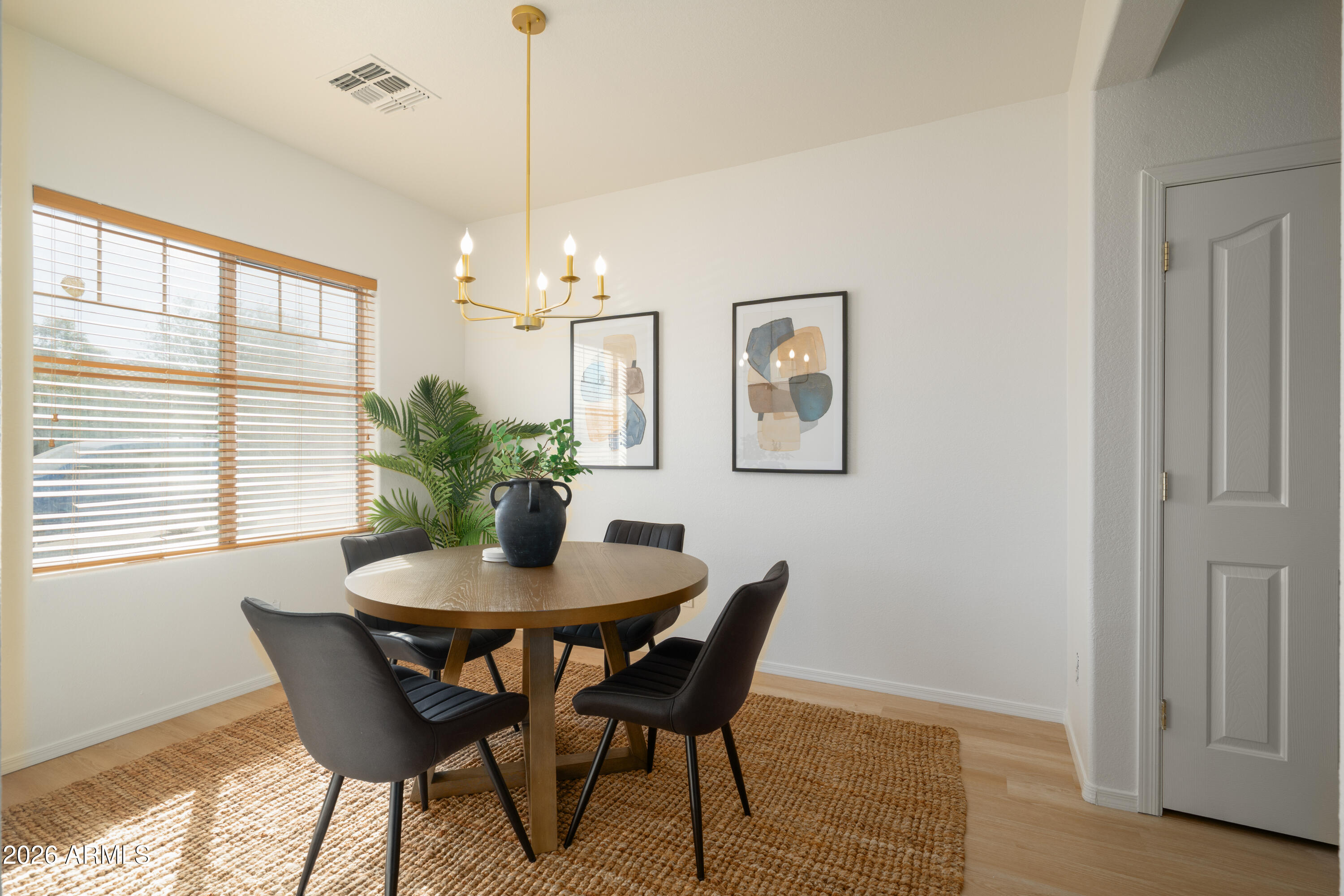 11560 W KINDERMAN Drive