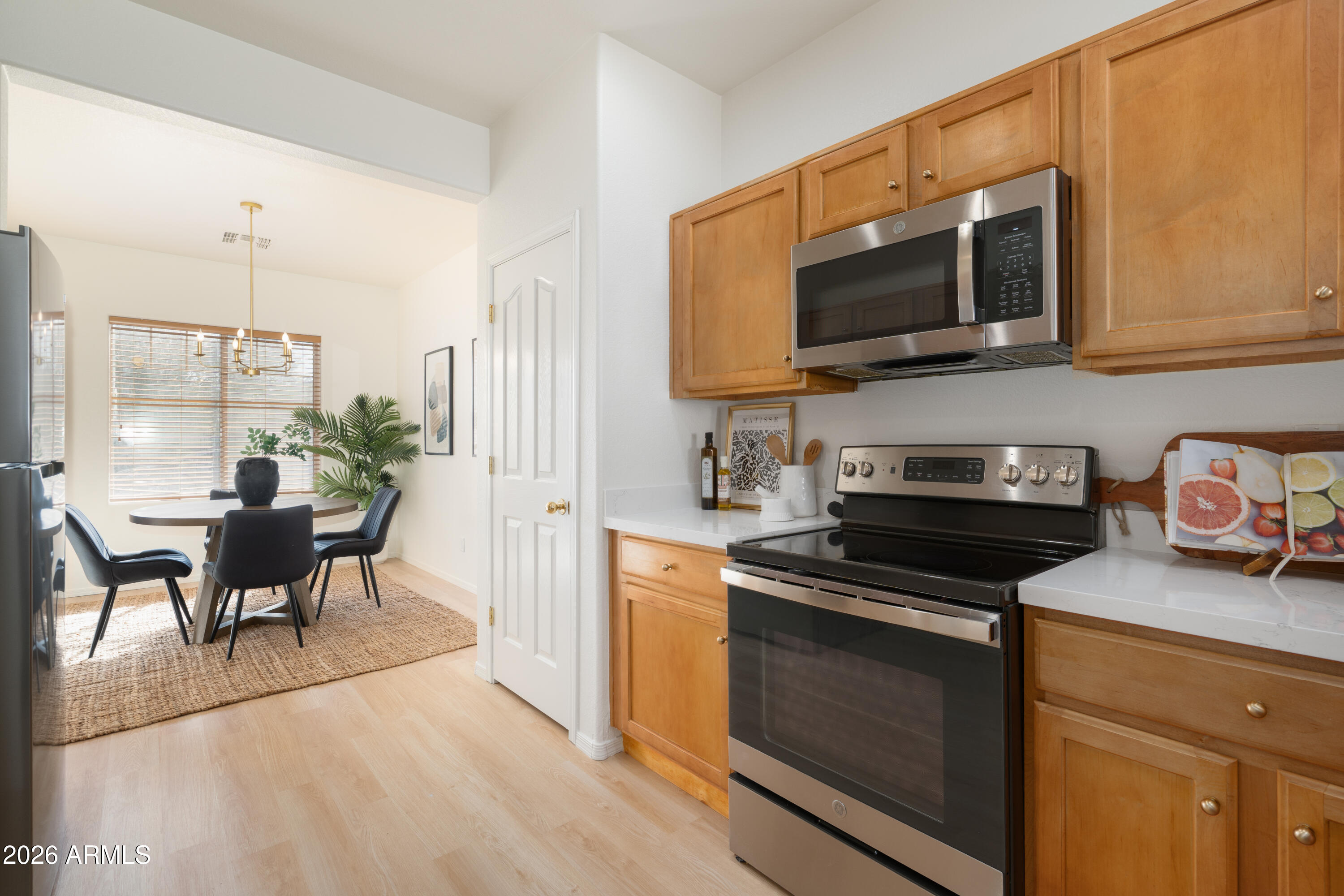 11560 W KINDERMAN Drive