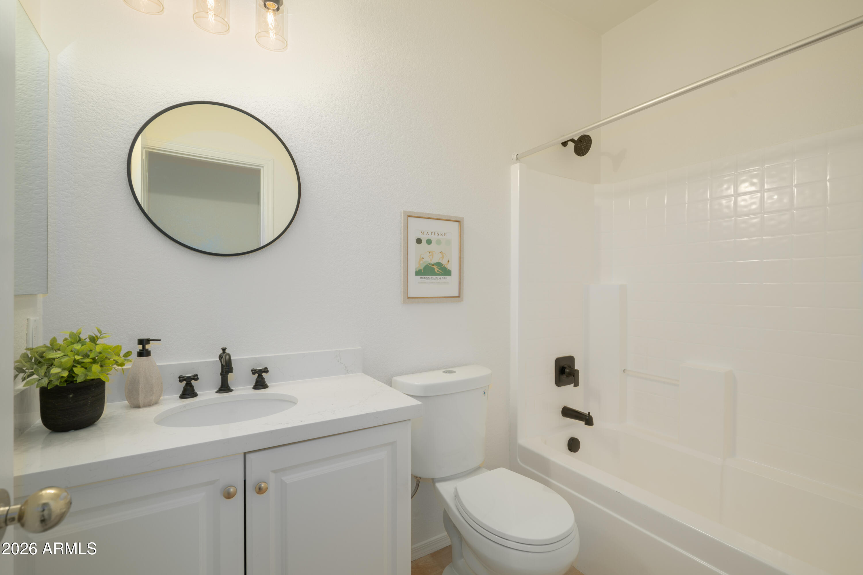 11560 W KINDERMAN Drive