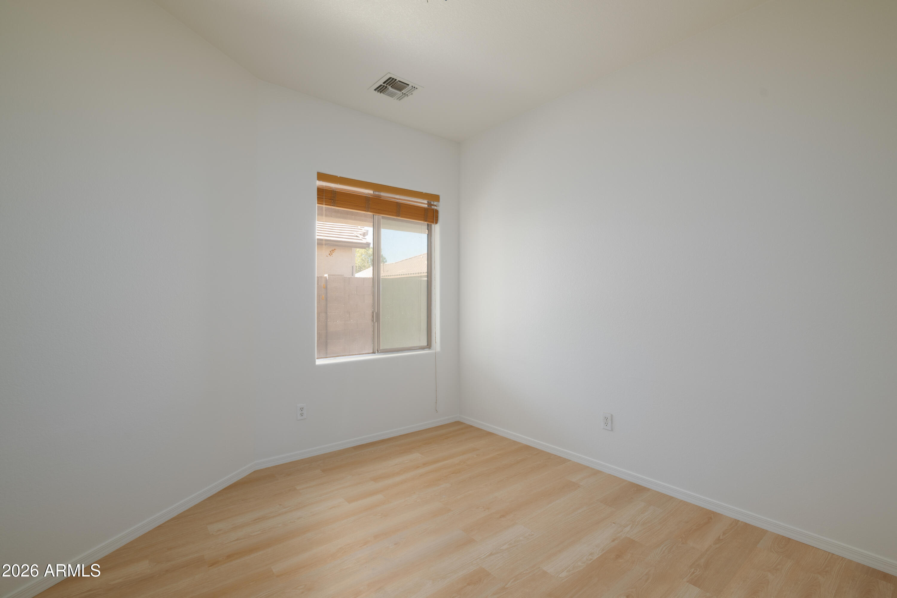 11560 W KINDERMAN Drive