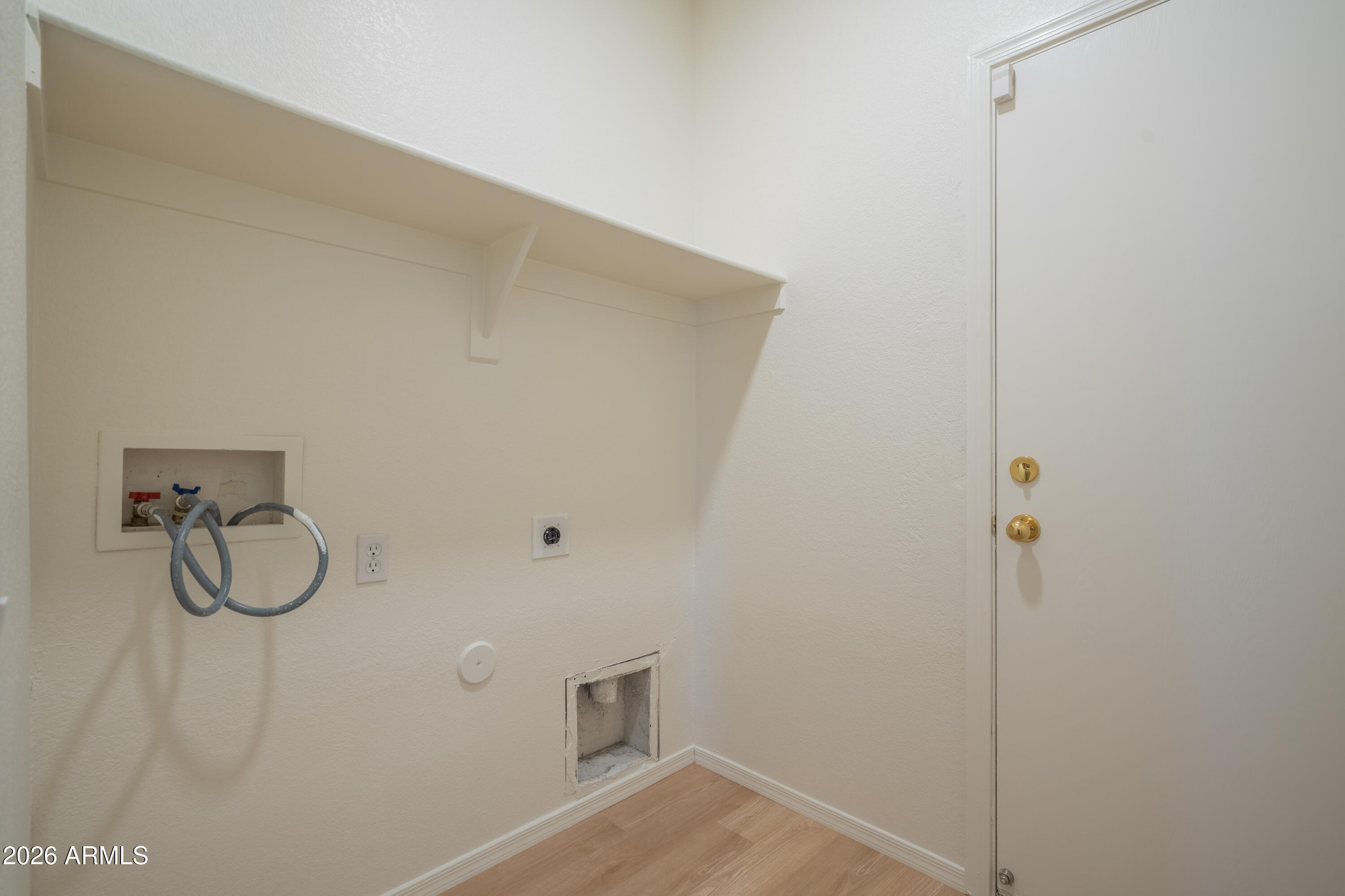 11560 W KINDERMAN Drive