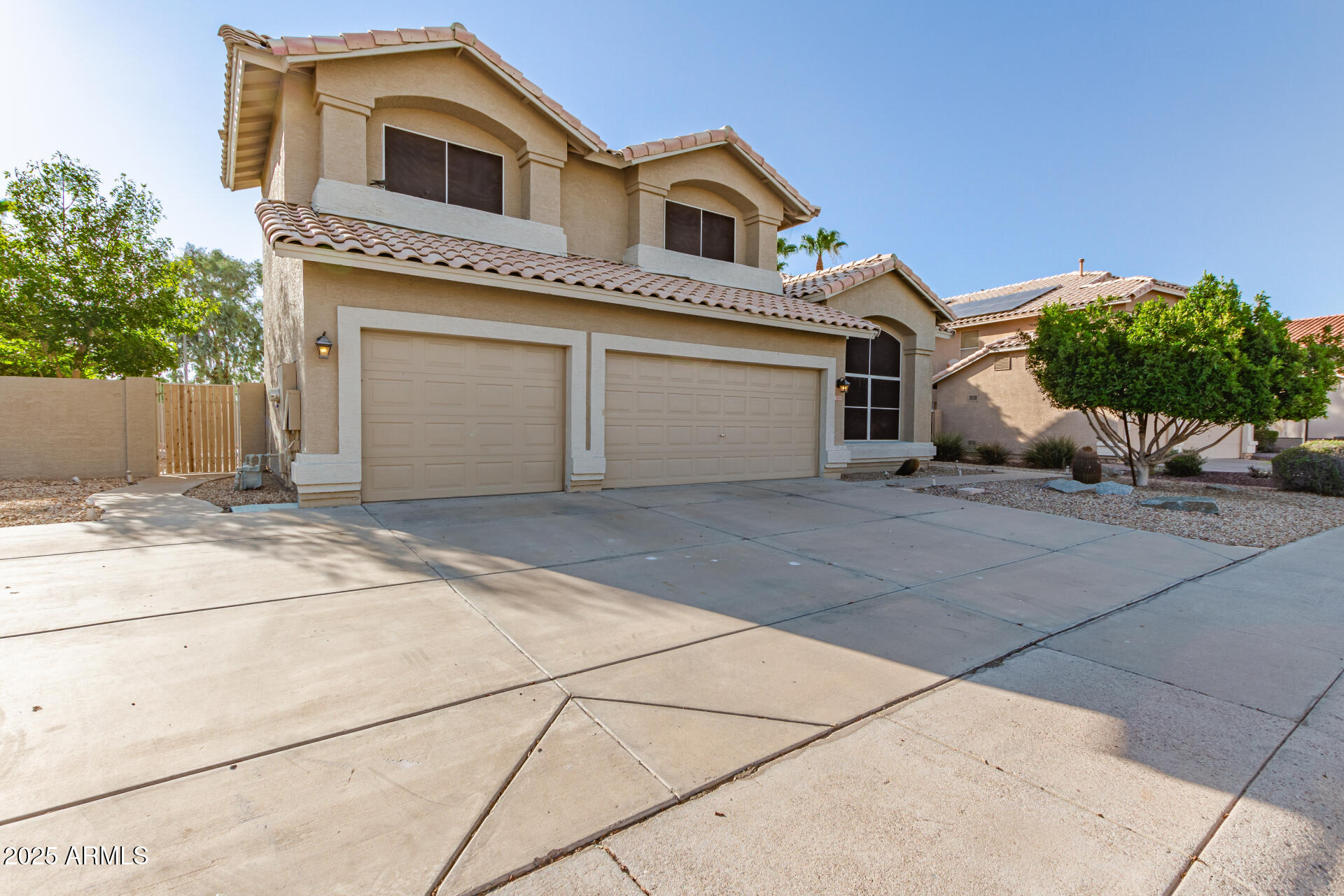 7834 W KERRY Lane