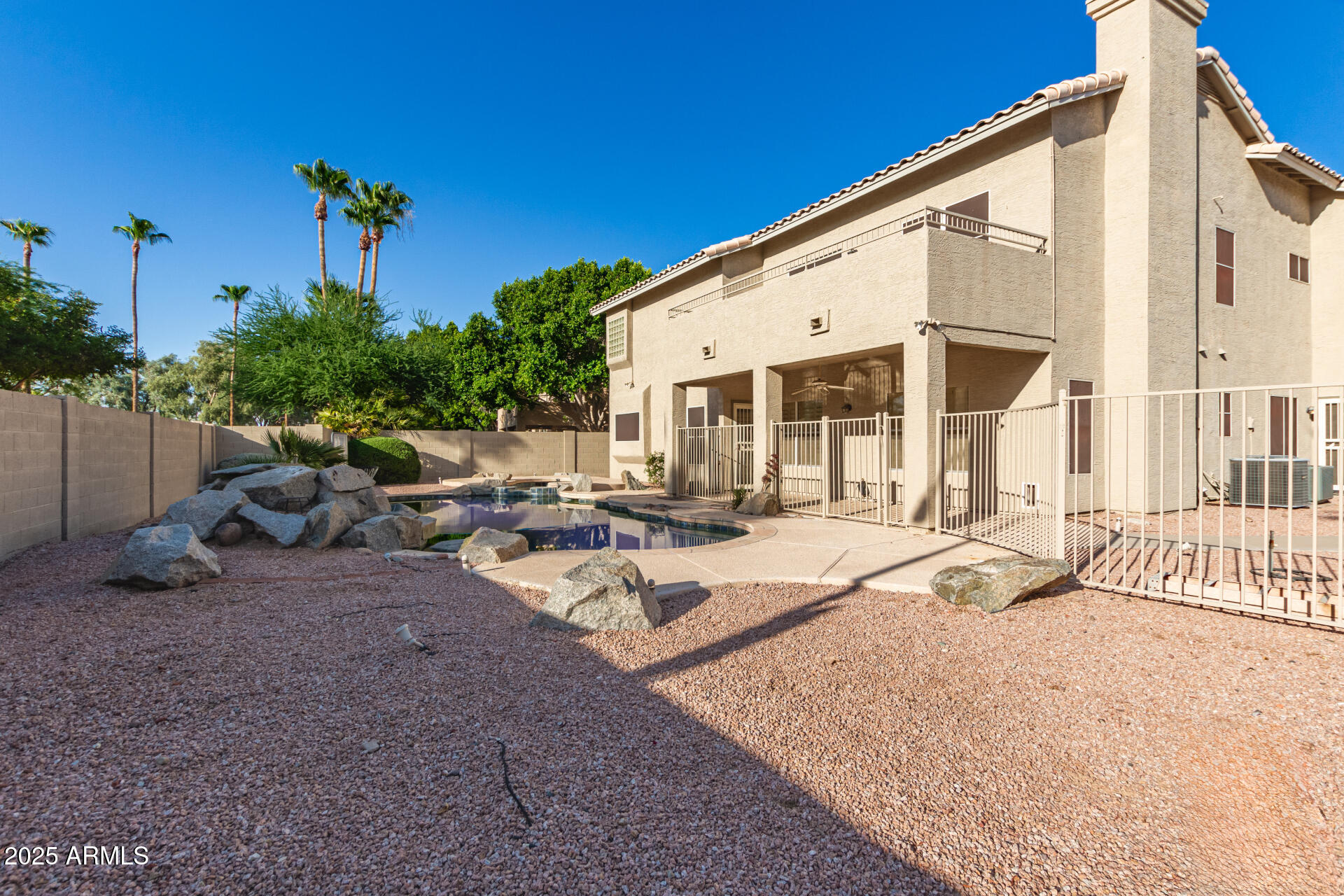 7834 W KERRY Lane