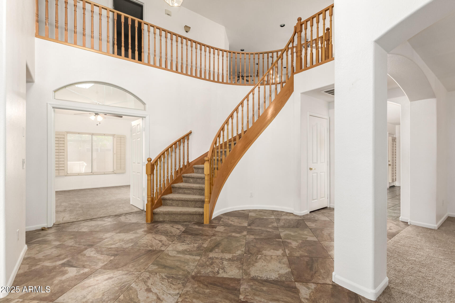 7834 W KERRY Lane