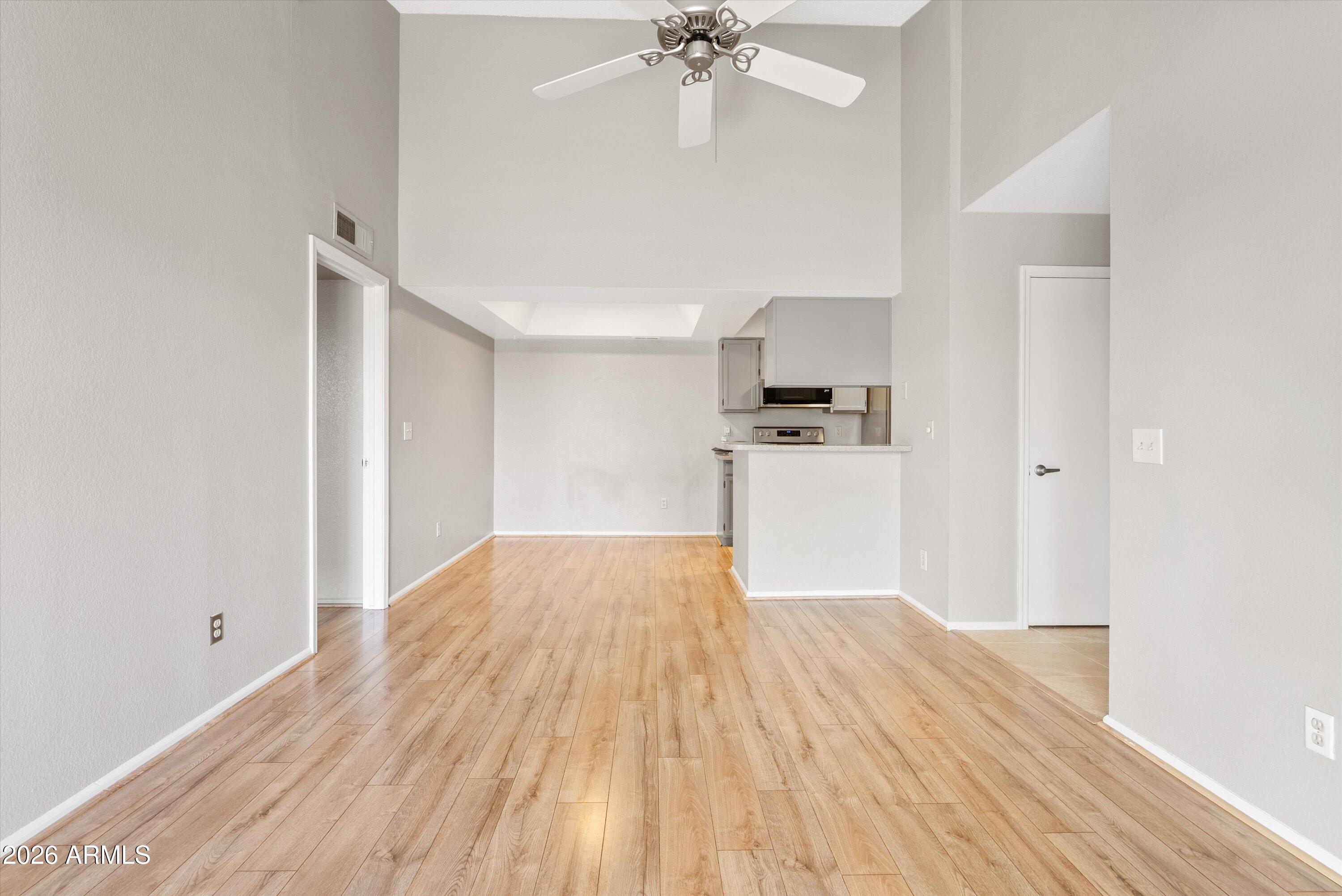 10610 S 48TH Street 2098