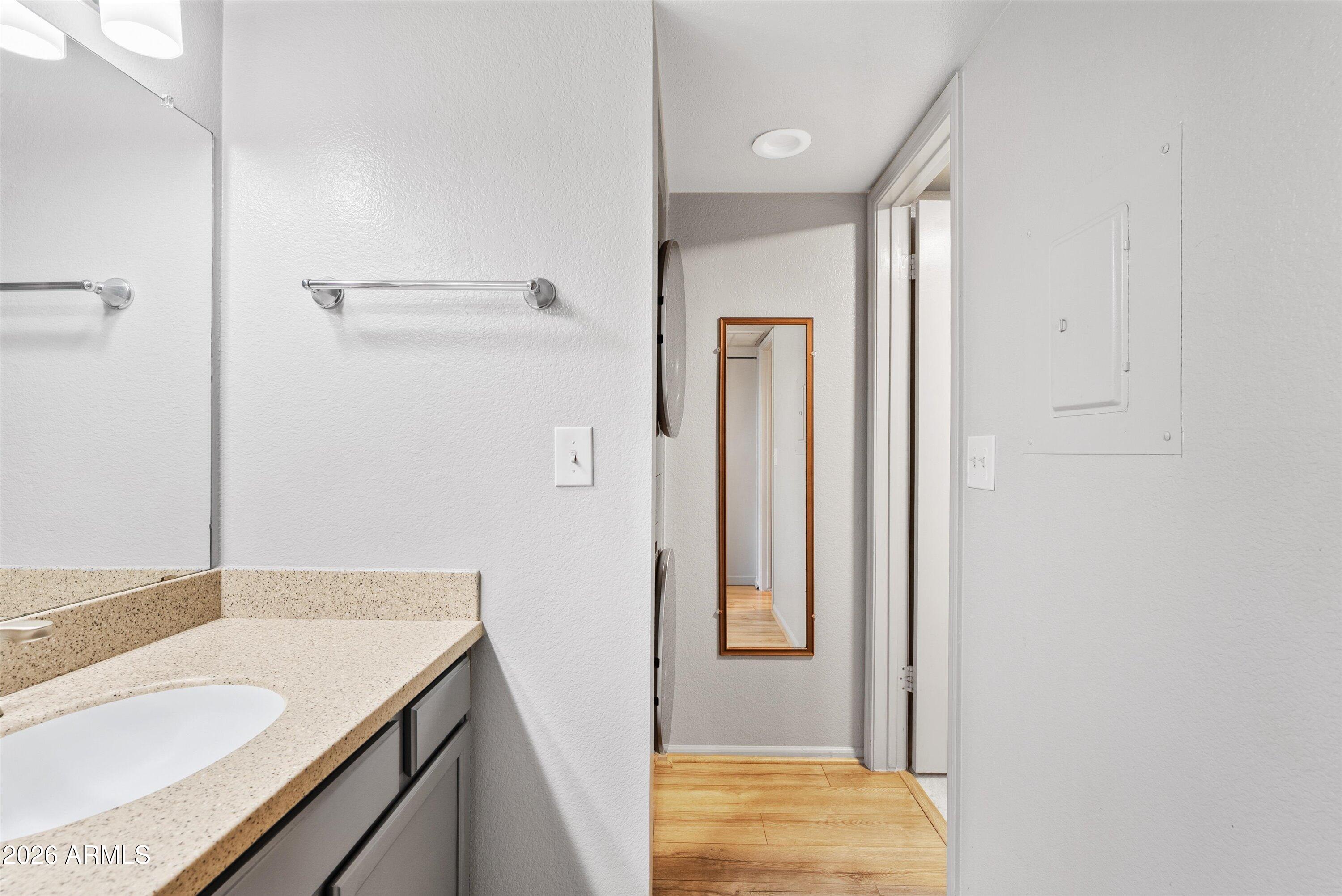 10610 S 48TH Street 2098