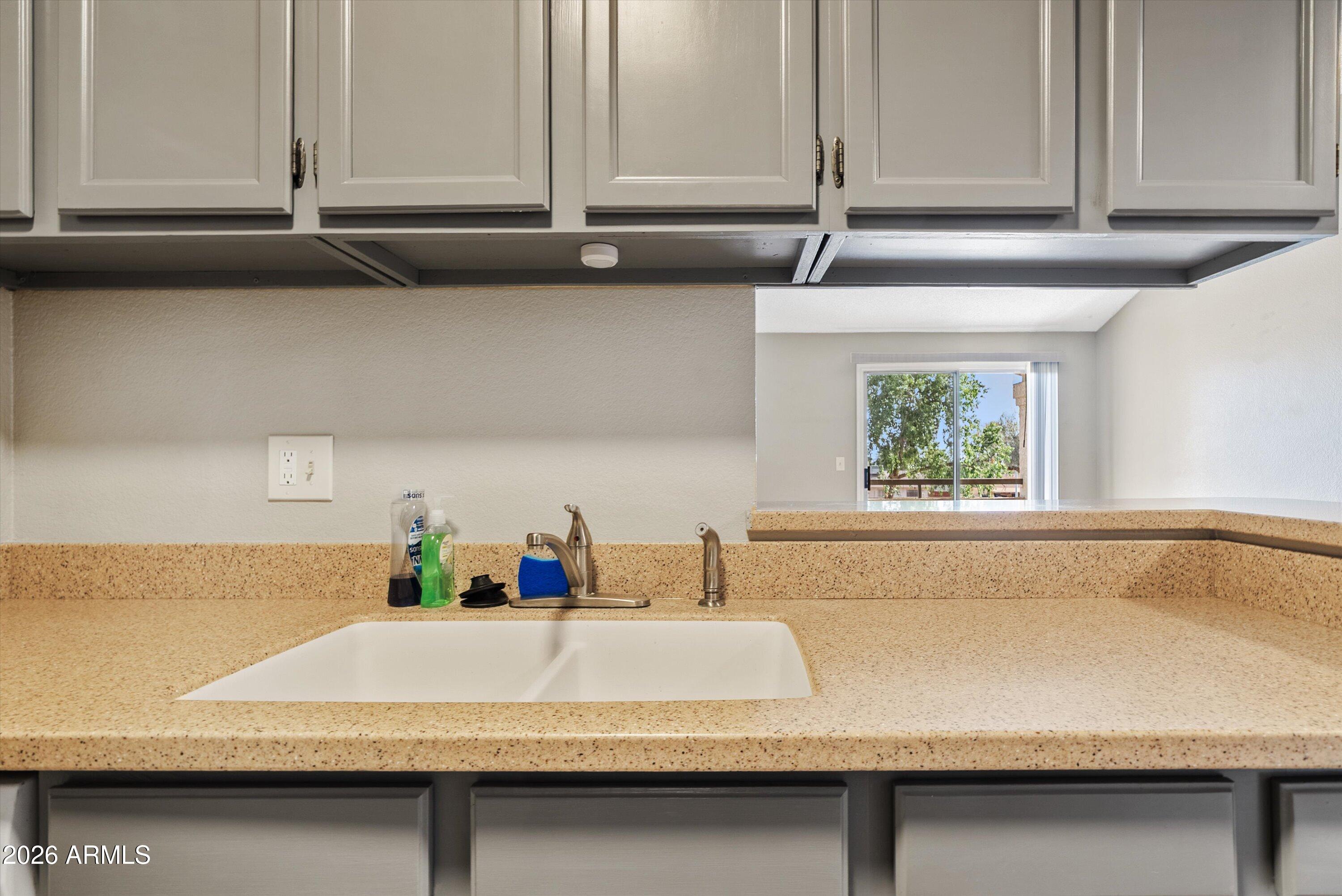 10610 S 48TH Street 2098