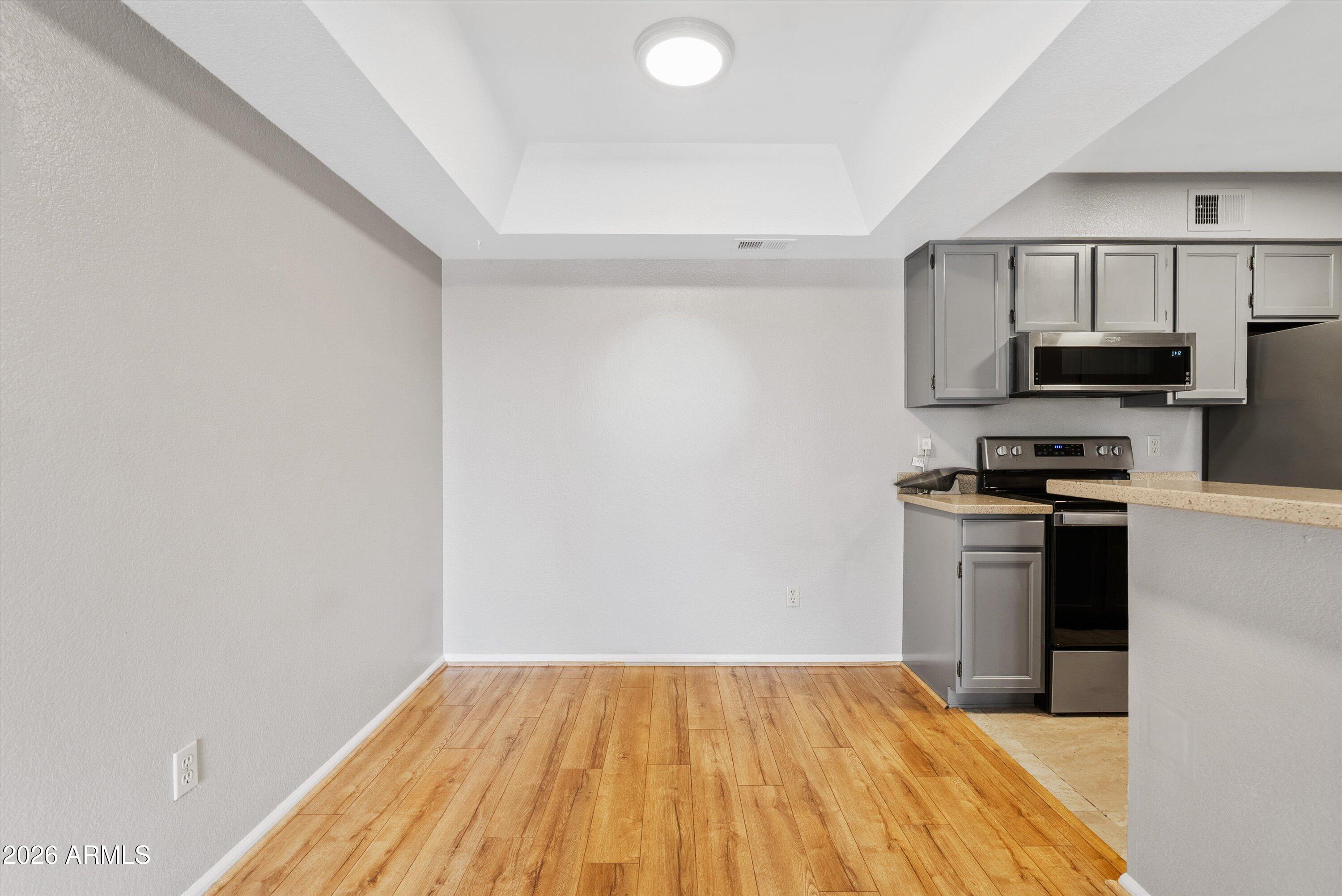 10610 S 48TH Street 2098