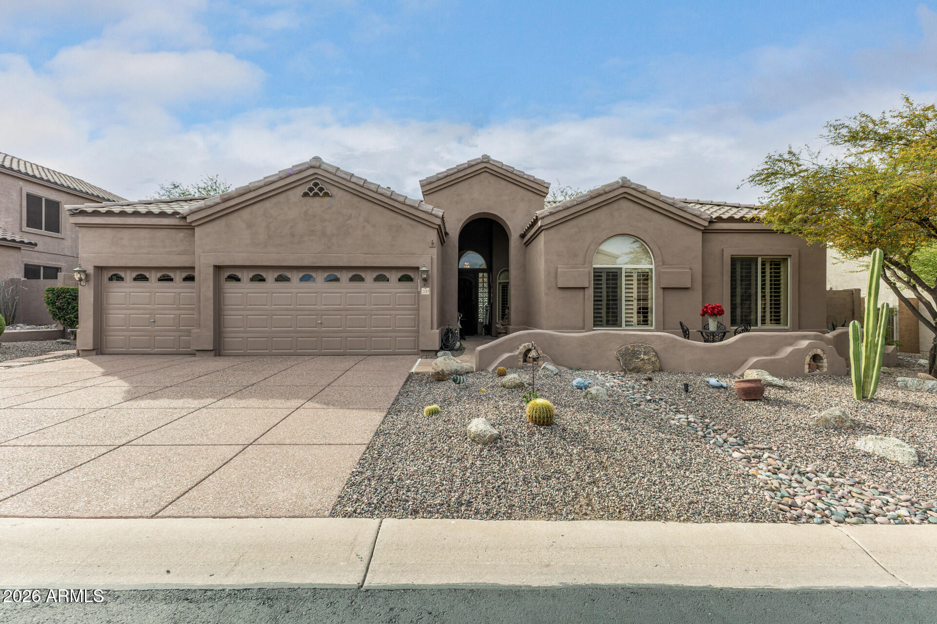 7343 E RED HAWK Street