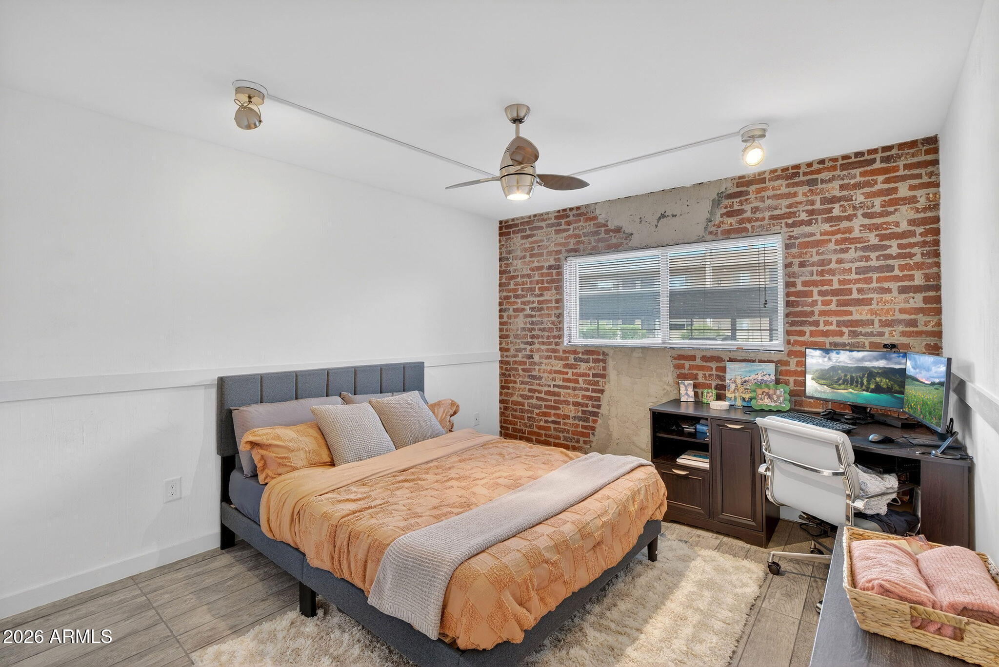 7436 E CHAPARRAL Road B126