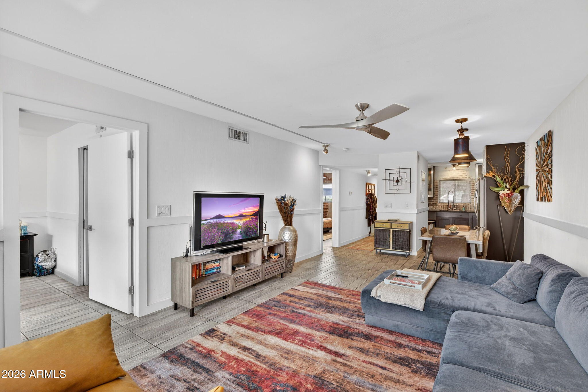 7436 E CHAPARRAL Road B126