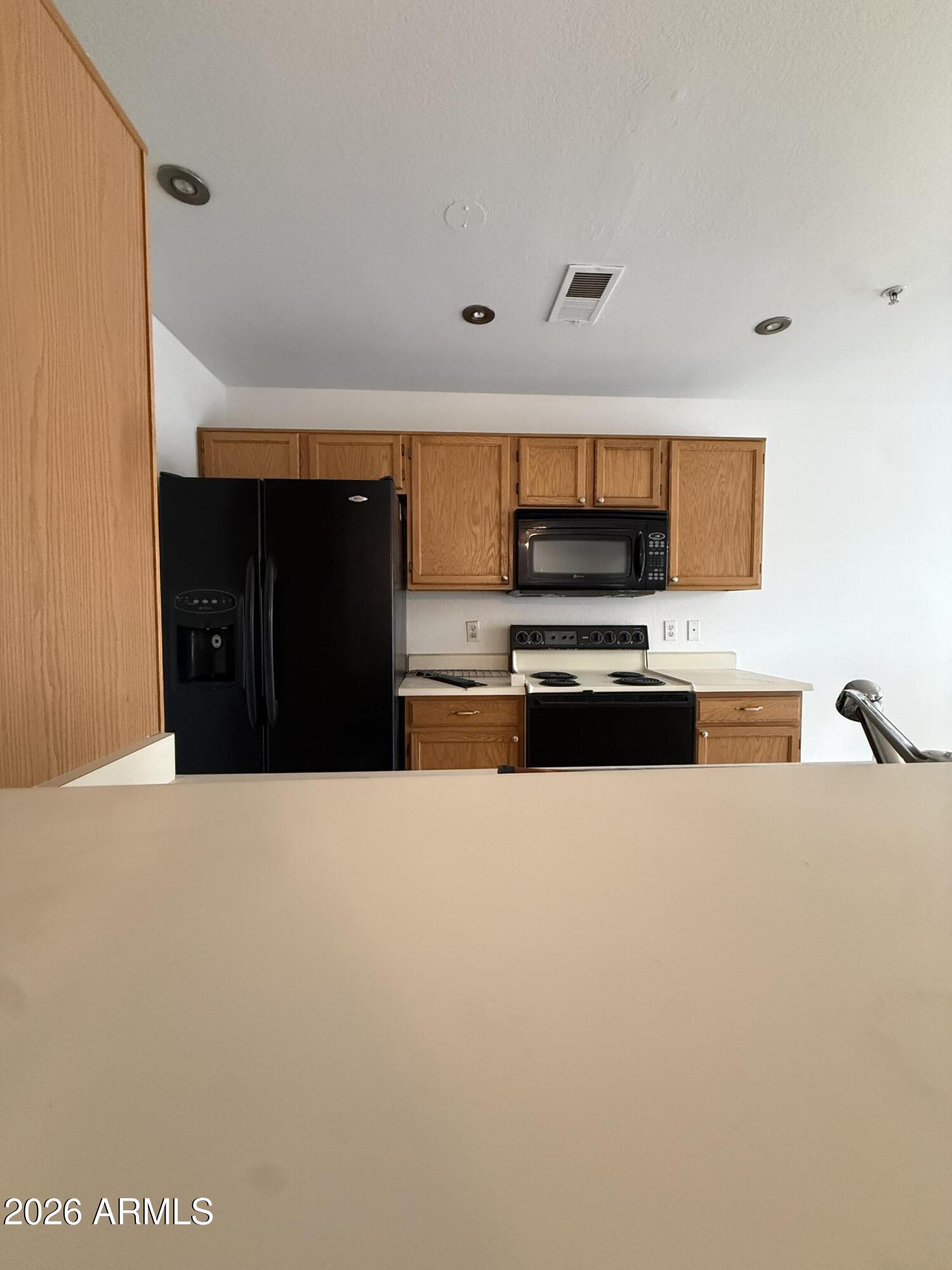 255 S KYRENE Road 140