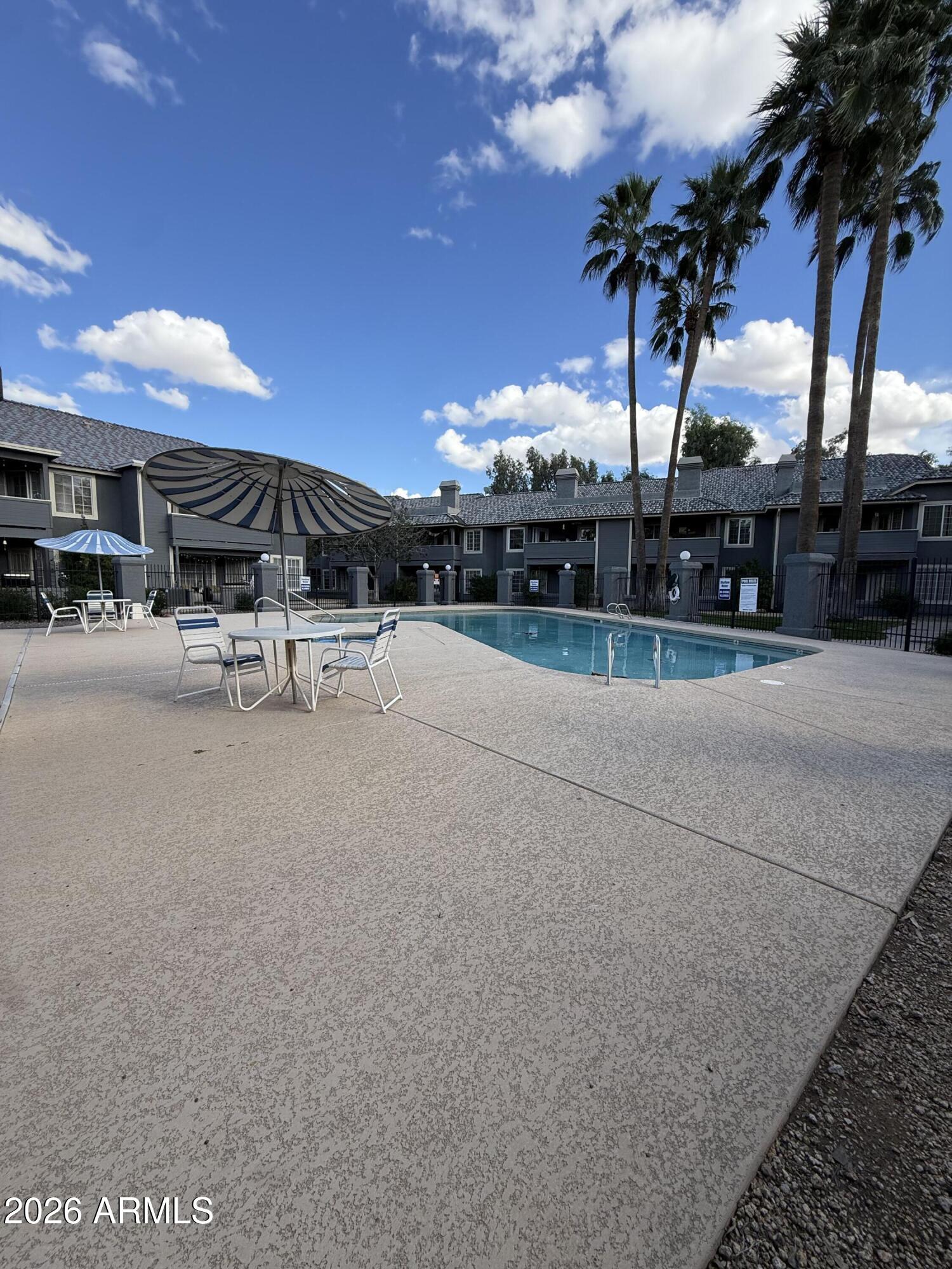 255 S KYRENE Road 140