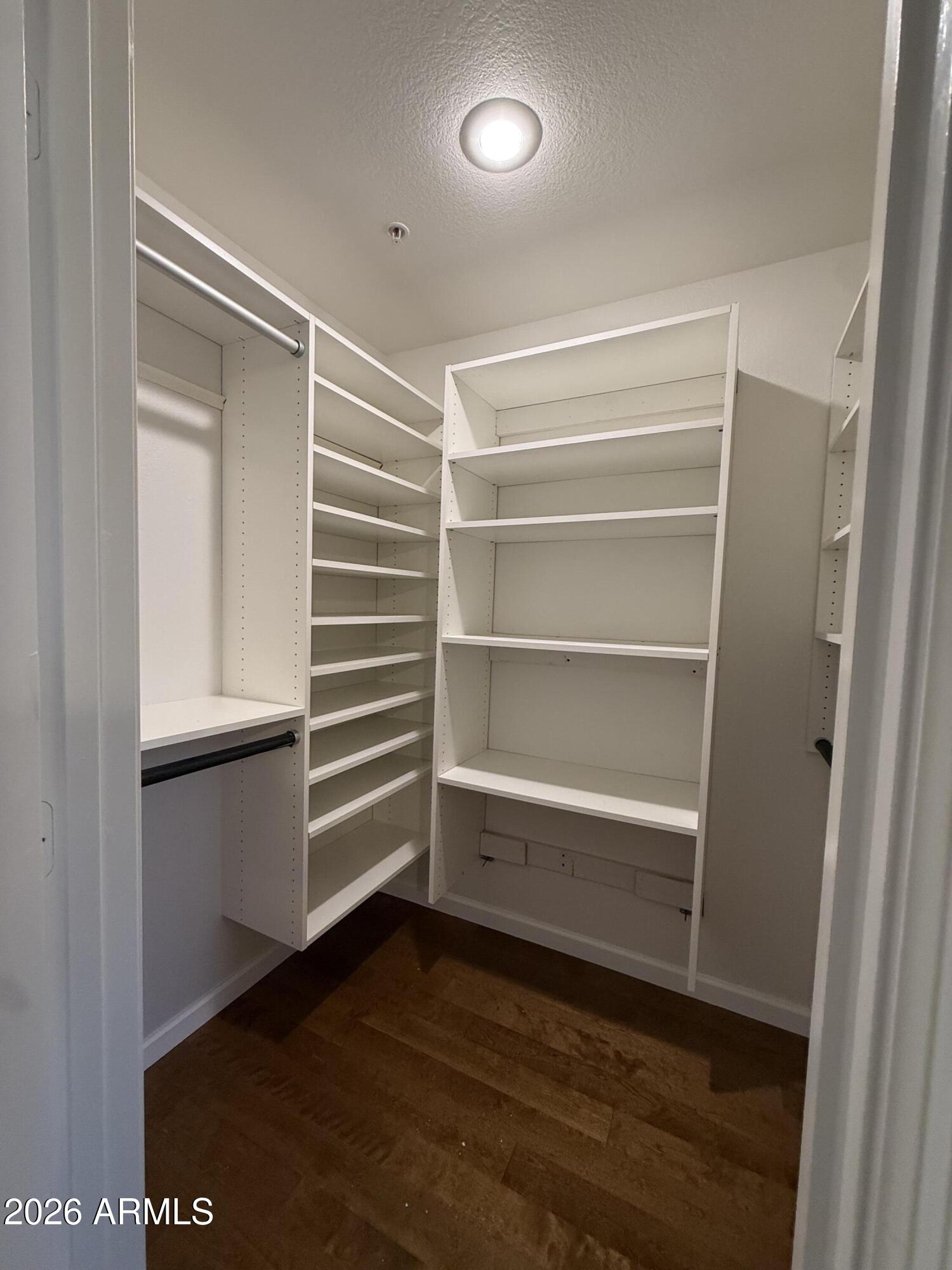 255 S KYRENE Road 140