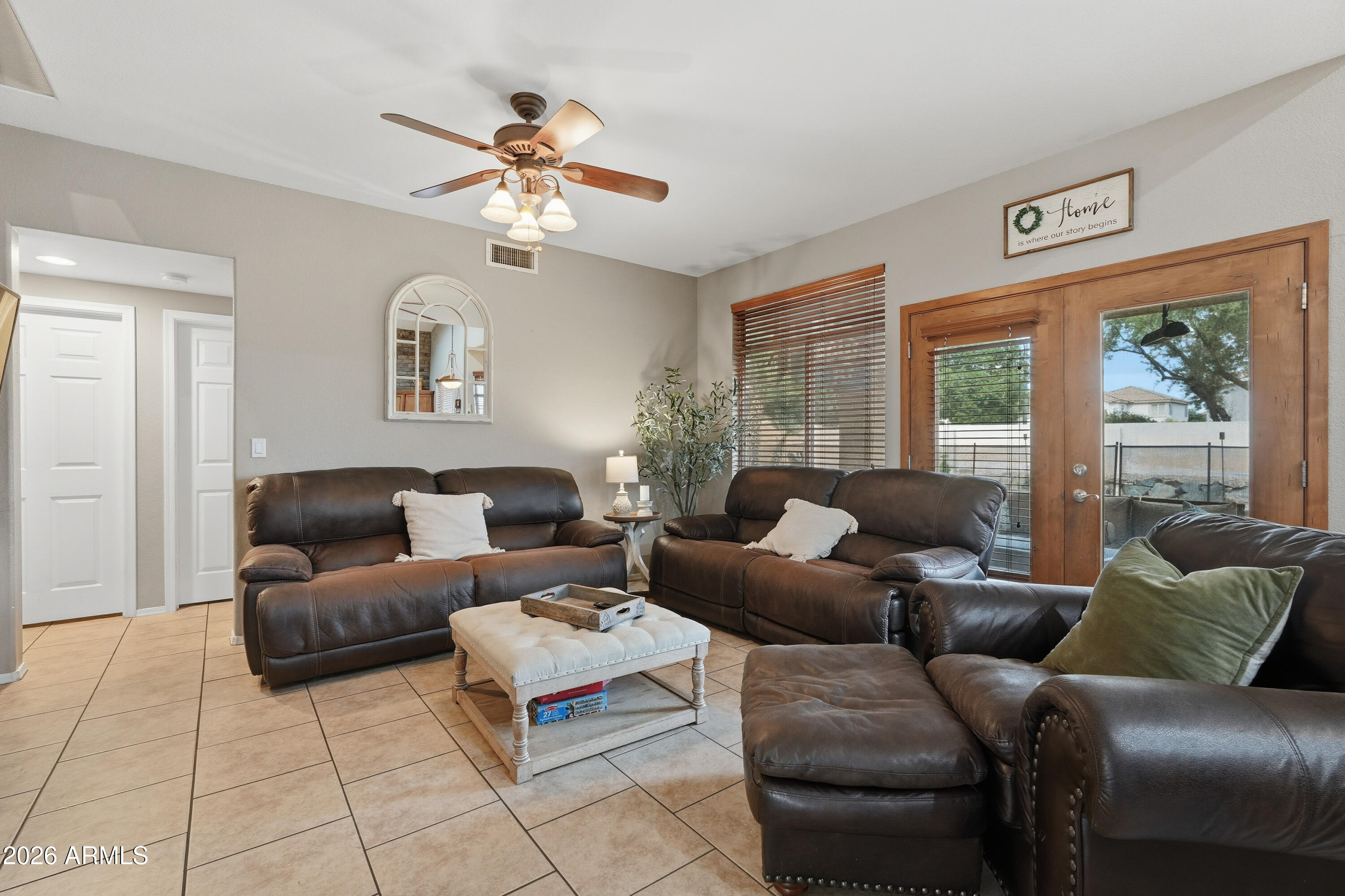 2570 W SHANNON Court