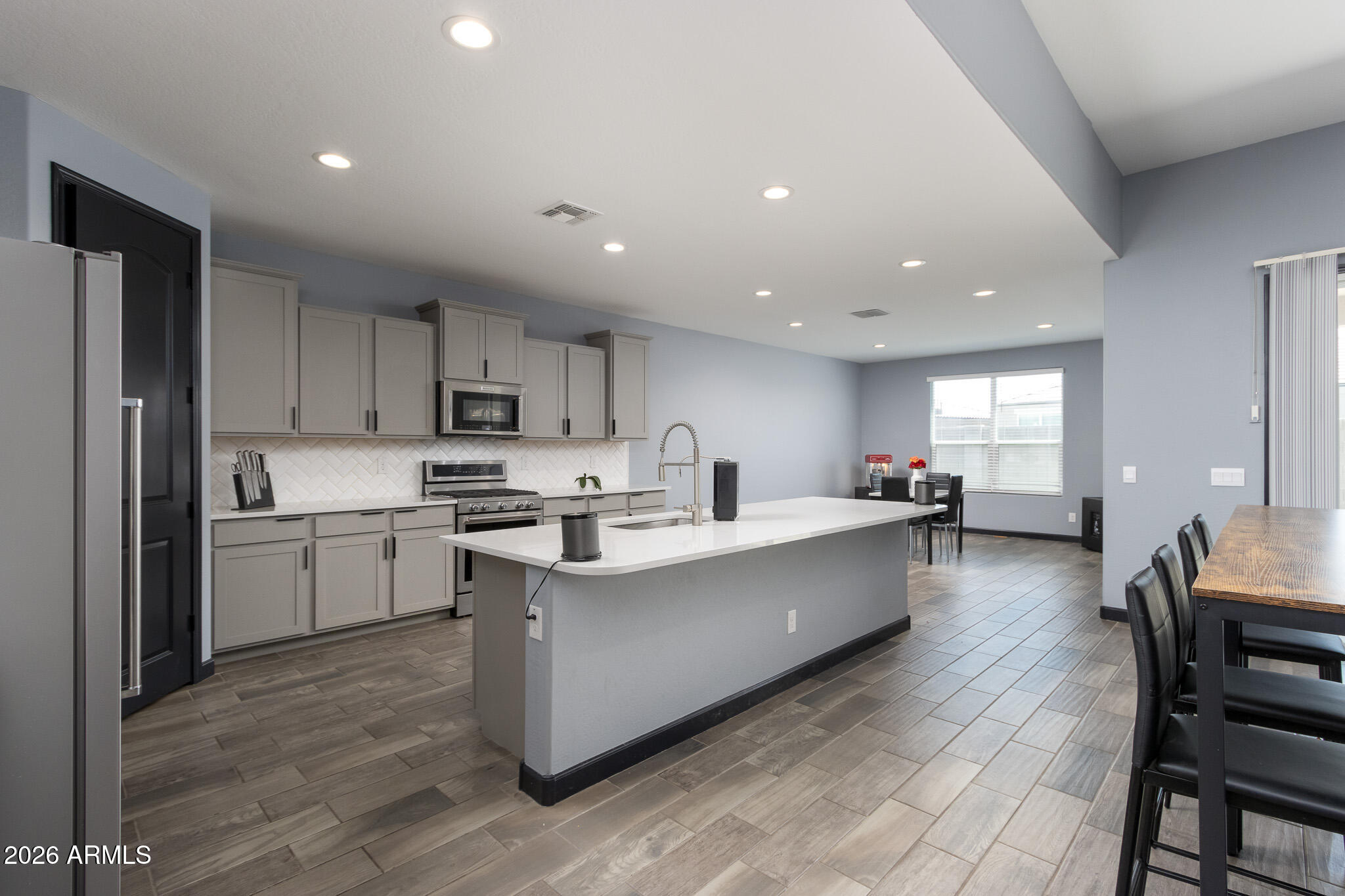 37981 W MONTSERRAT Street